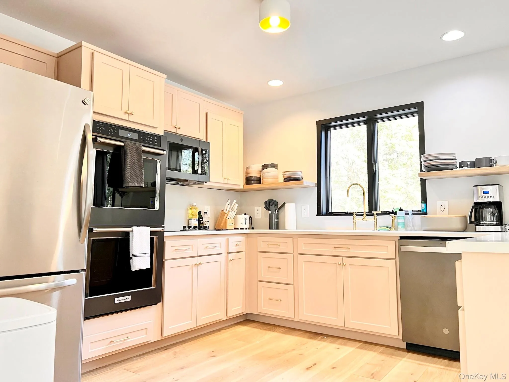 9 Munchkin Lane, Woodstock, NY, 4 Bedrooms Bedrooms, 11 Rooms Rooms,3 BathroomsBathrooms,Residential,For Rent,Munchkin,0,1041137 9 Munchkin Lane, Woodstock, NY, 4 Bedrooms Bedrooms, 11 Rooms Rooms,3 BathroomsBathrooms,Residential,For Rent,Munchkin,0,1041137