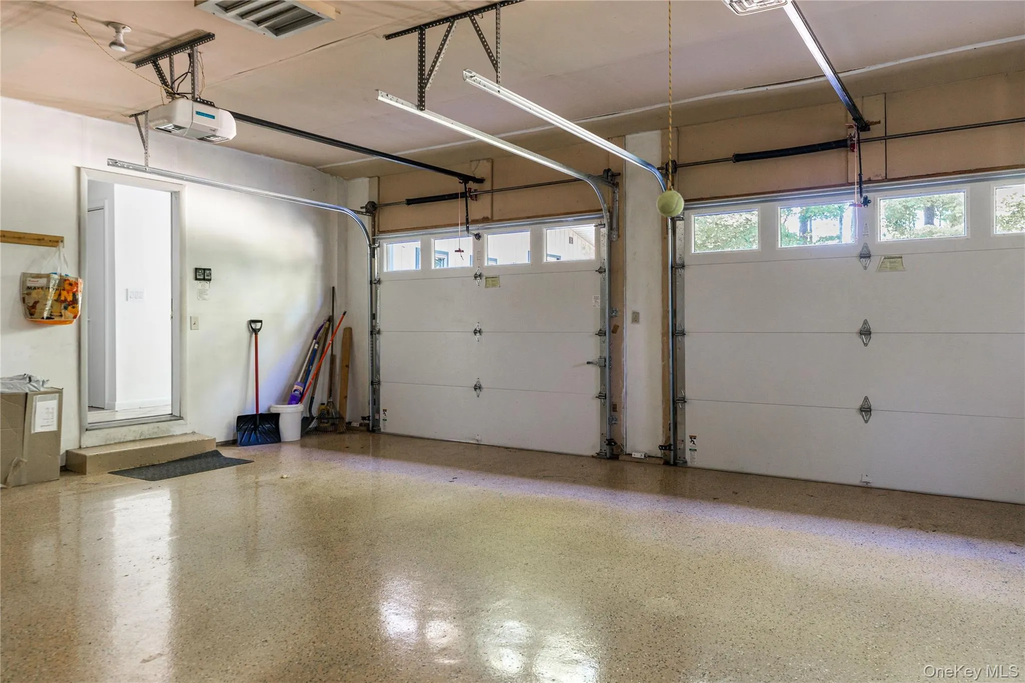 14 Luty Drive, Hyde Park, NY, 2 Bedrooms Bedrooms, 6 Rooms Rooms,2 BathroomsBathrooms,Residential,For Rent,Luty,0,1041139 14 Luty Drive, Hyde Park, NY, 2 Bedrooms Bedrooms, 6 Rooms Rooms,2 BathroomsBathrooms,Residential,For Rent,Luty,0,1041139