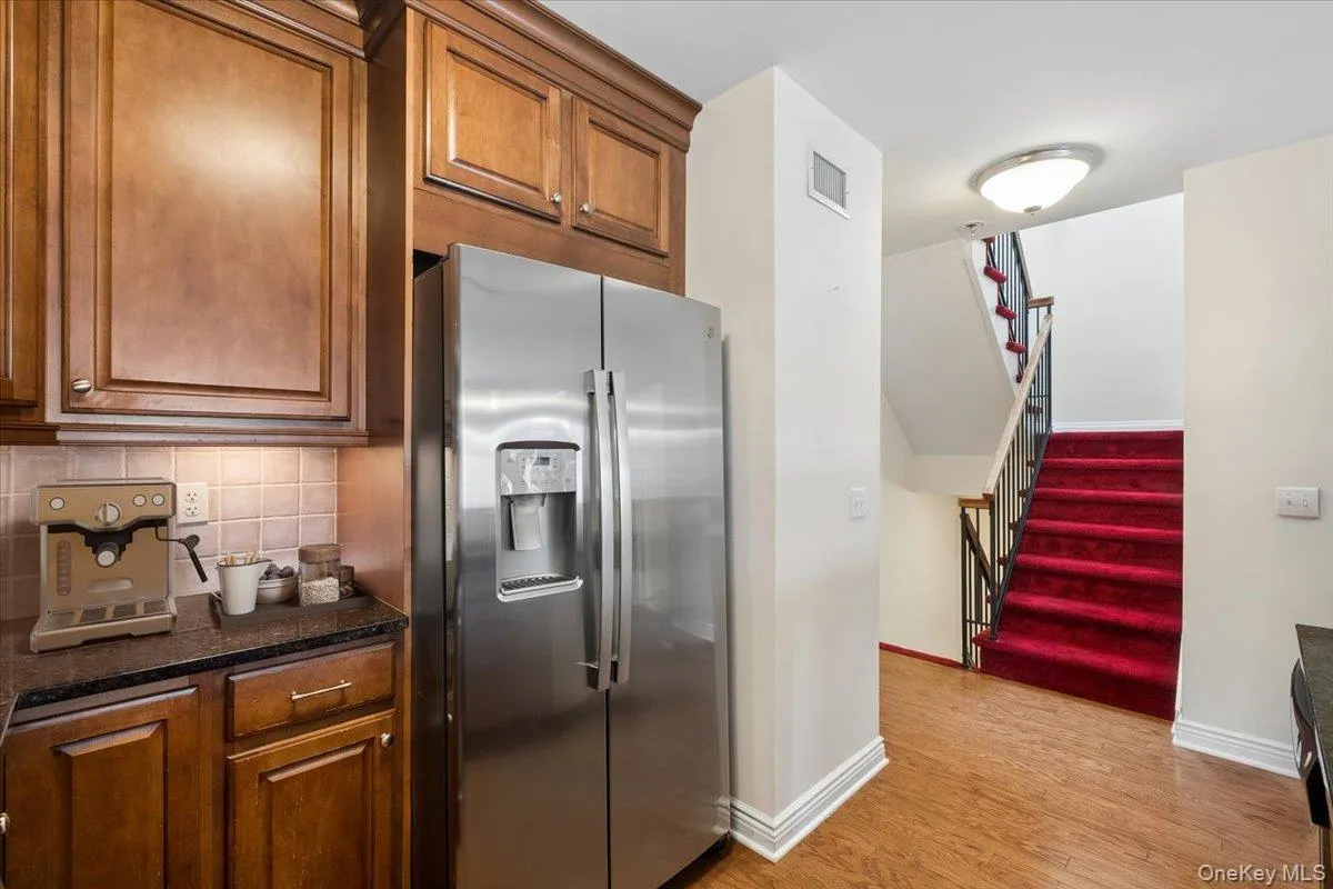 101 Sheldrake Place, Mamaroneck, NY, 2 Bedrooms Bedrooms, 5 Rooms Rooms,2 BathroomsBathrooms,Residential,For Rent,Sheldrake,0,1041141 101 Sheldrake Place, Mamaroneck, NY, 2 Bedrooms Bedrooms, 5 Rooms Rooms,2 BathroomsBathrooms,Residential,For Rent,Sheldrake,0,1041141