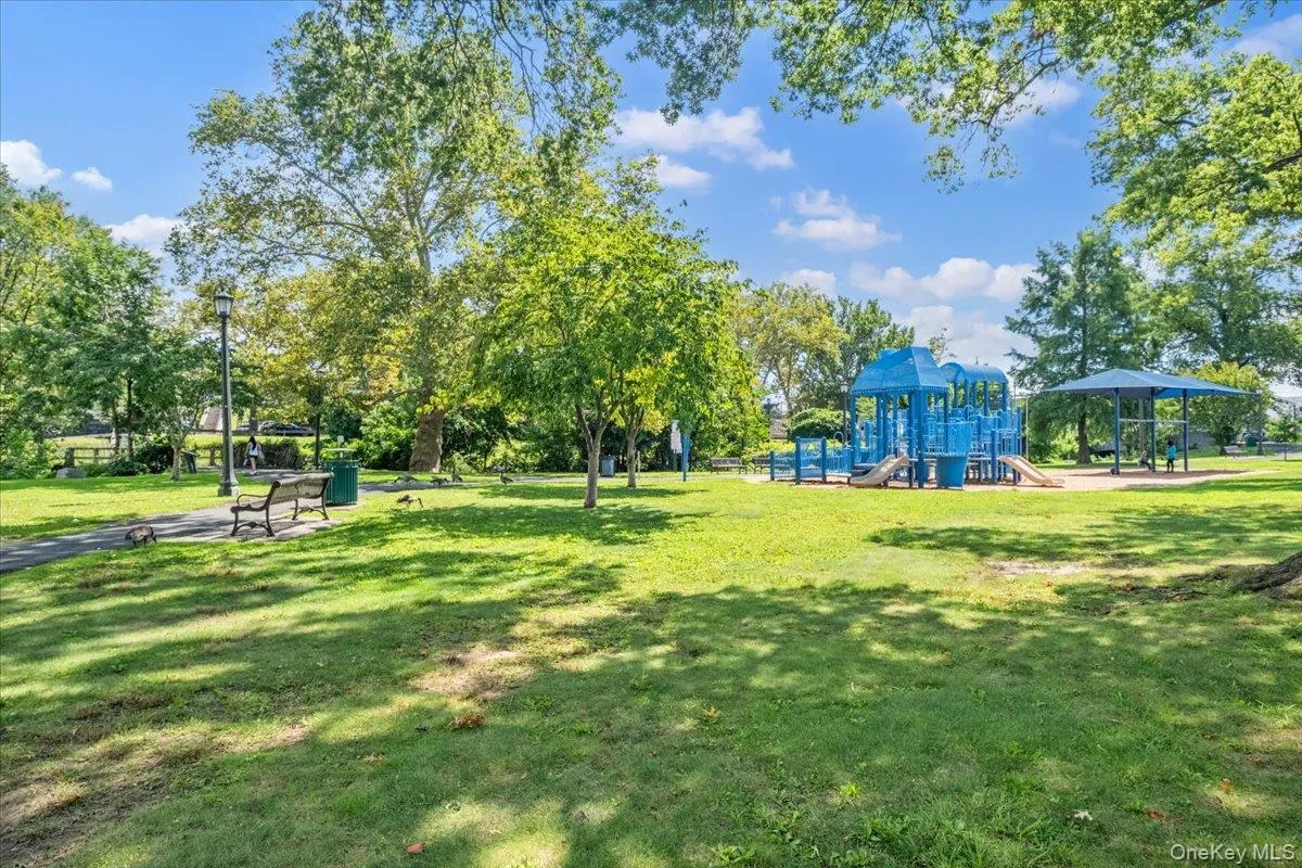 101 Sheldrake Place, Mamaroneck, NY, 2 Bedrooms Bedrooms, 5 Rooms Rooms,2 BathroomsBathrooms,Residential,For Rent,Sheldrake,0,1041141 101 Sheldrake Place, Mamaroneck, NY, 2 Bedrooms Bedrooms, 5 Rooms Rooms,2 BathroomsBathrooms,Residential,For Rent,Sheldrake,0,1041141