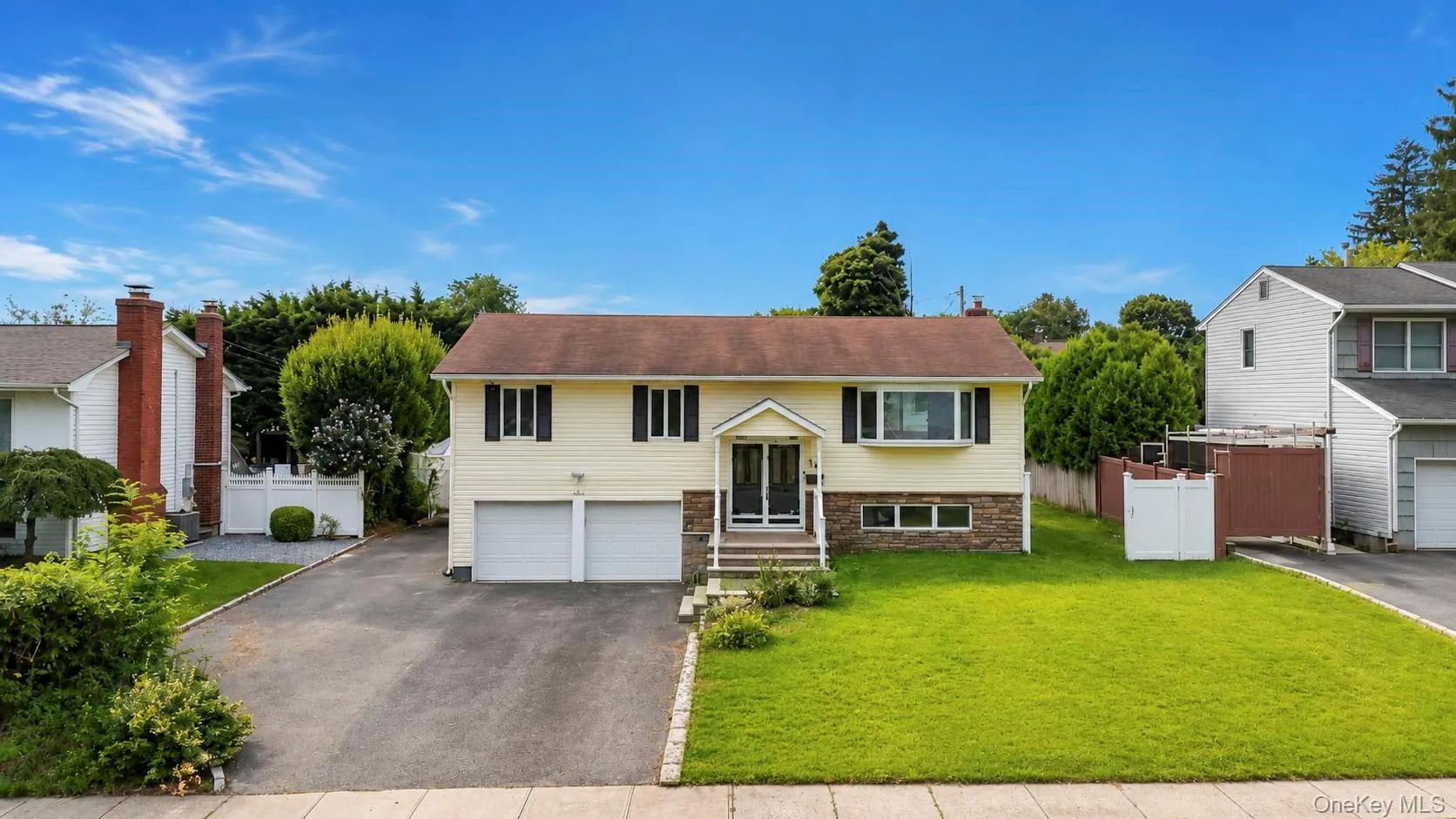 18 Dexter Lane, Smithtown, NY, 4 Bedrooms Bedrooms, 6 Rooms Rooms,2 BathroomsBathrooms,Residential,For Rent,Dexter,0,1041146 18 Dexter Lane, Smithtown, NY, 4 Bedrooms Bedrooms, 6 Rooms Rooms,2 BathroomsBathrooms,Residential,For Rent,Dexter,0,1041146