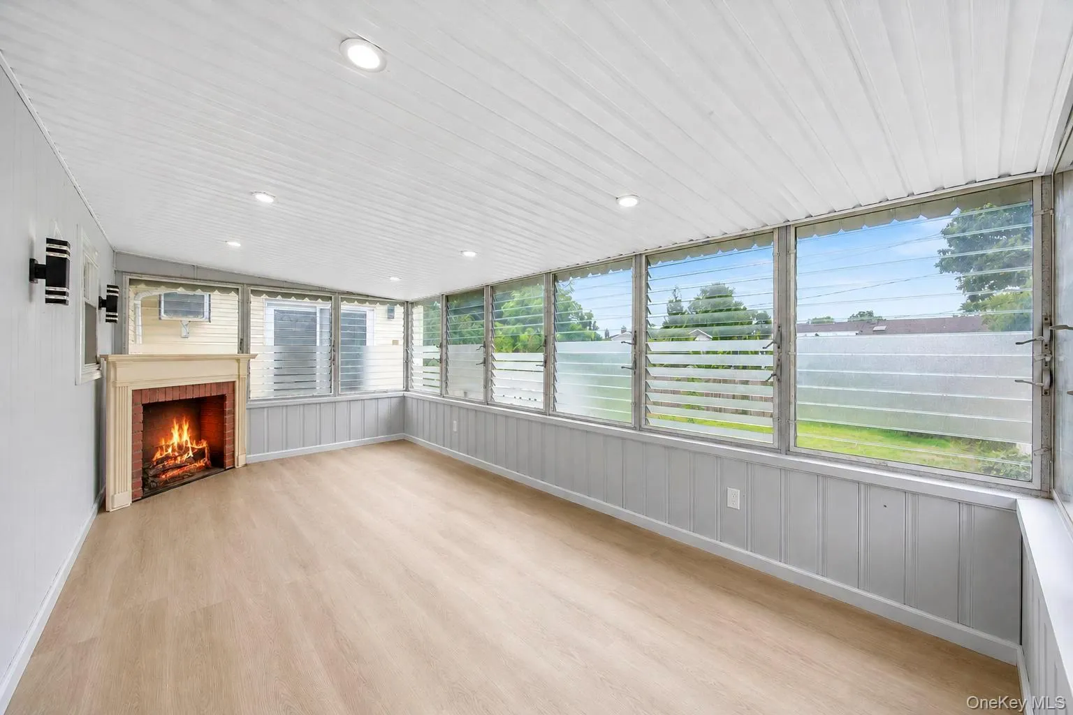 18 Dexter Lane, Smithtown, NY, 4 Bedrooms Bedrooms, 6 Rooms Rooms,2 BathroomsBathrooms,Residential,For Rent,Dexter,0,1041146 18 Dexter Lane, Smithtown, NY, 4 Bedrooms Bedrooms, 6 Rooms Rooms,2 BathroomsBathrooms,Residential,For Rent,Dexter,0,1041146