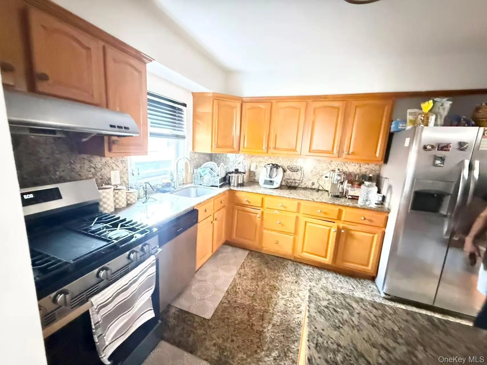 6520 180th Street, New York, NY, 3 Bedrooms Bedrooms, 5 Rooms Rooms,3 BathroomsBathrooms,Residential,For Rent,180th,0,1041148 6520 180th Street, New York, NY, 3 Bedrooms Bedrooms, 5 Rooms Rooms,3 BathroomsBathrooms,Residential,For Rent,180th,0,1041148