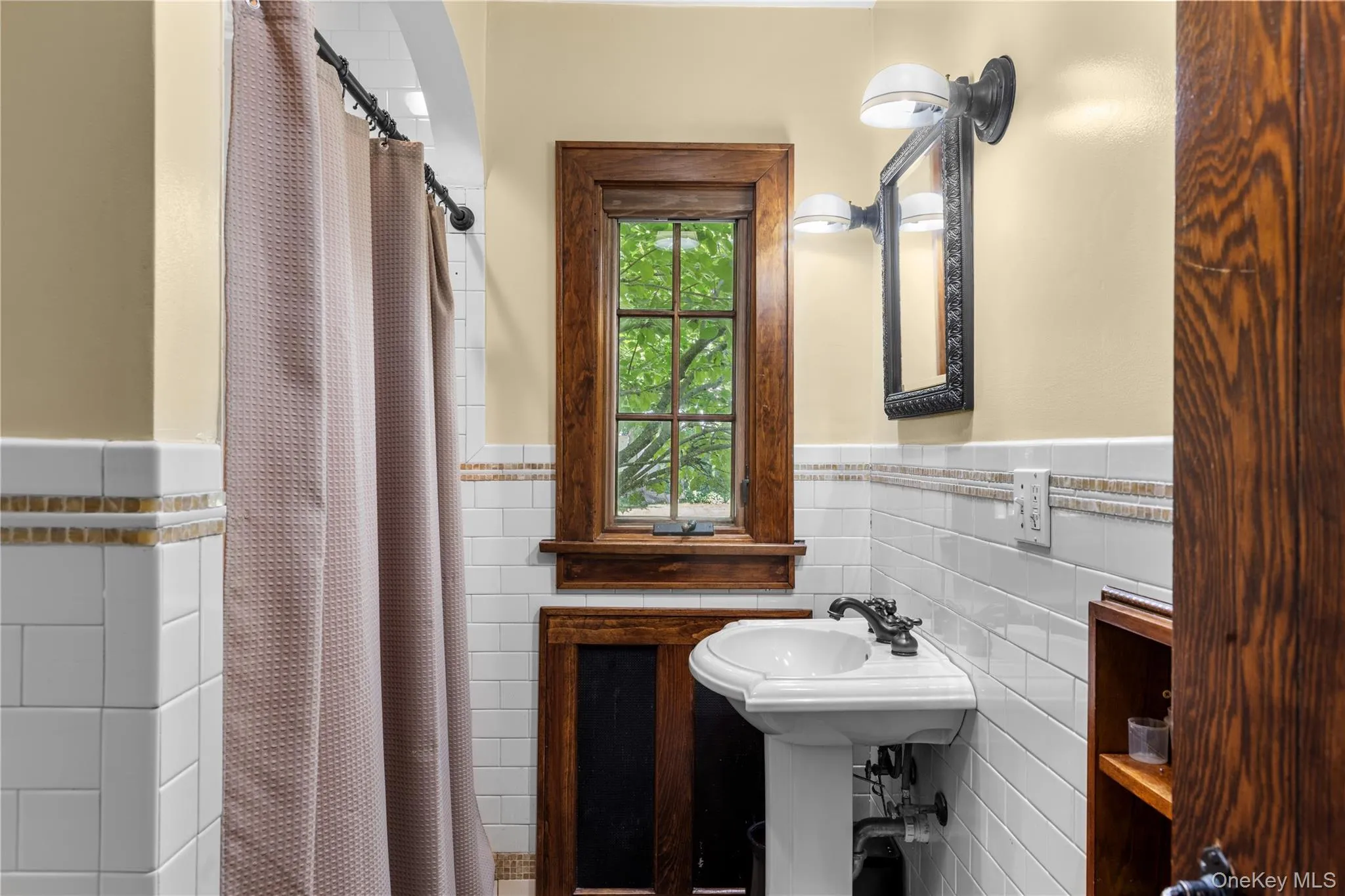 30 Merritts Pond Road, Riverhead, NY, 4 Bedrooms Bedrooms, 8 Rooms Rooms,2 BathroomsBathrooms,Residential,For Rent,Merritts Pond,0,1041164 30 Merritts Pond Road, Riverhead, NY, 4 Bedrooms Bedrooms, 8 Rooms Rooms,2 BathroomsBathrooms,Residential,For Rent,Merritts Pond,0,1041164