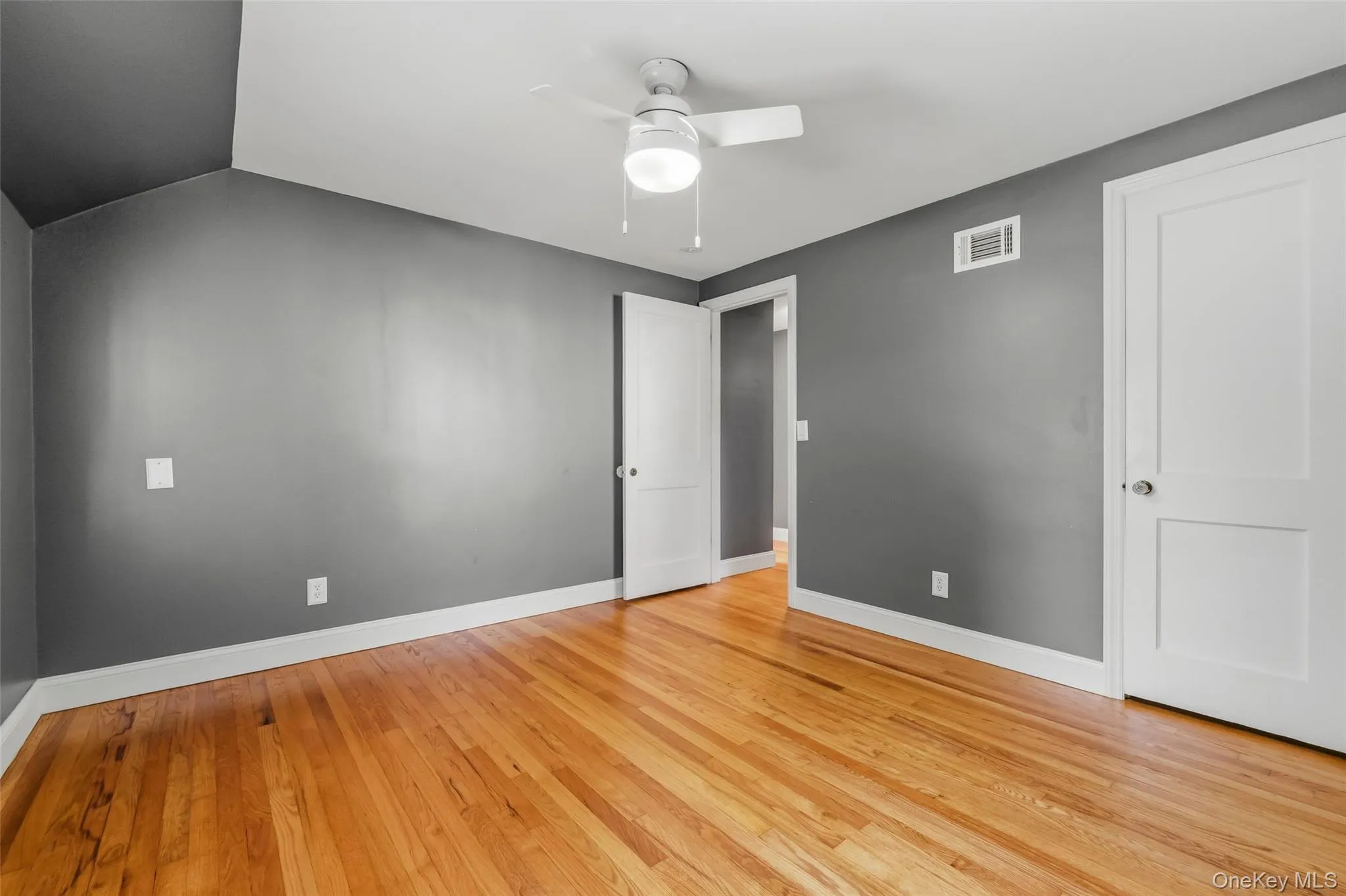 9 Memory Lane, Poughkeepsie, NY, 2 Bedrooms Bedrooms, 6 Rooms Rooms,1 BathroomBathrooms,Residential,For Rent,Memory,0,1041168 9 Memory Lane, Poughkeepsie, NY, 2 Bedrooms Bedrooms, 6 Rooms Rooms,1 BathroomBathrooms,Residential,For Rent,Memory,0,1041168