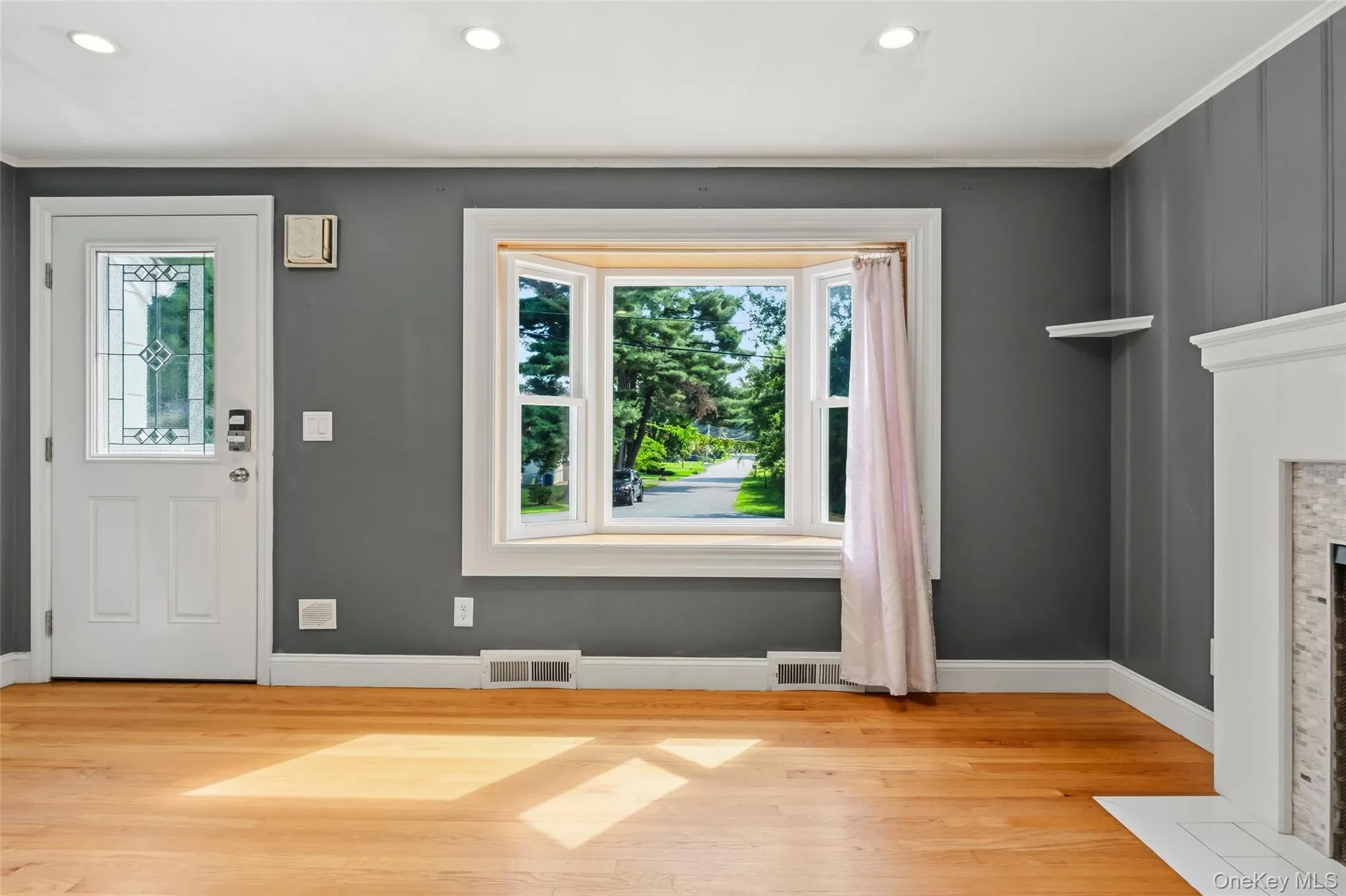 9 Memory Lane, Poughkeepsie, NY, 2 Bedrooms Bedrooms, 6 Rooms Rooms,1 BathroomBathrooms,Residential,For Rent,Memory,0,1041168 9 Memory Lane, Poughkeepsie, NY, 2 Bedrooms Bedrooms, 6 Rooms Rooms,1 BathroomBathrooms,Residential,For Rent,Memory,0,1041168