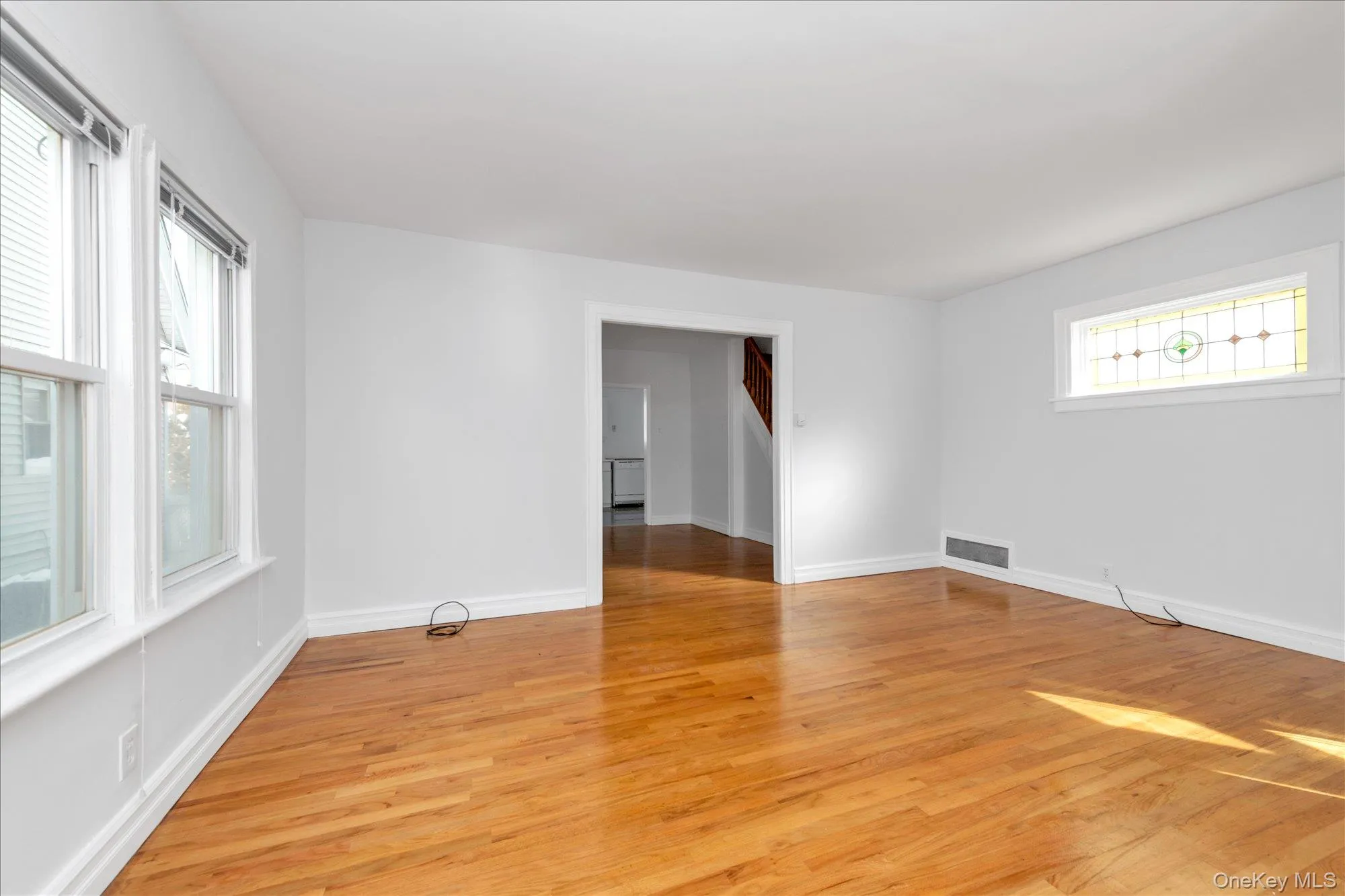 70-15 Manse Street, New York, NY, 4 Bedroom Bedrooms, 6 Room Rooms,2 BathroomBathrooms,Residential Lease,For Rent,Manse,0,1041173 70-15 Manse Street, New York, NY, 4 Bedroom Bedrooms, 6 Room Rooms,2 BathroomBathrooms,Residential Lease,For Rent,Manse,0,1041173