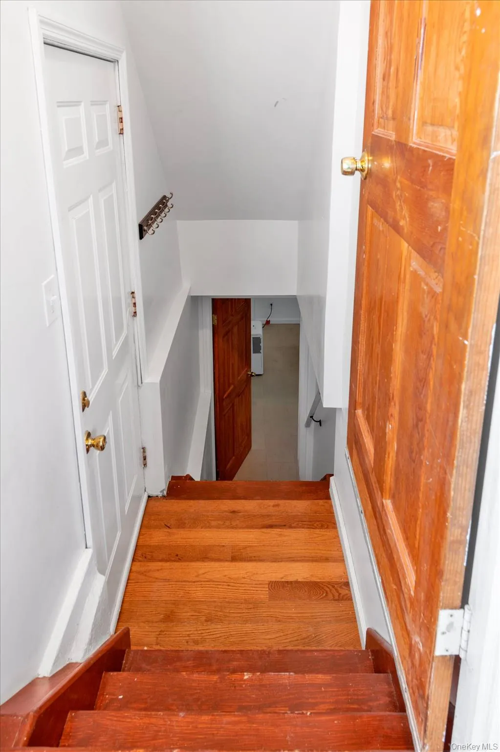 70-15 Manse Street, New York, NY, 4 Bedroom Bedrooms, 6 Room Rooms,2 BathroomBathrooms,Residential Lease,For Rent,Manse,0,1041173 70-15 Manse Street, New York, NY, 4 Bedroom Bedrooms, 6 Room Rooms,2 BathroomBathrooms,Residential Lease,For Rent,Manse,0,1041173