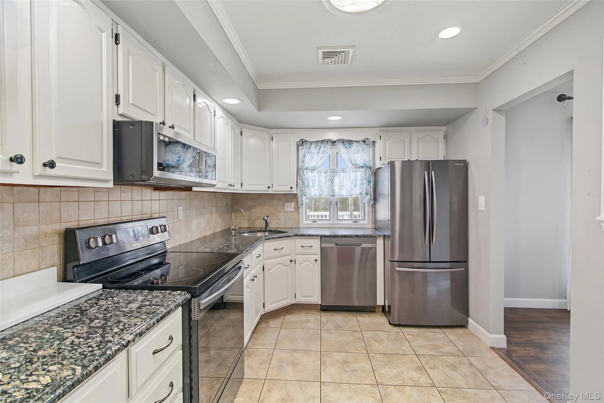 1604 Church Street, Islip, NY, 4 Bedrooms Bedrooms, 10 Rooms Rooms,2 BathroomsBathrooms,Residential,For Rent,Church,0,1041174 1604 Church Street, Islip, NY, 4 Bedrooms Bedrooms, 10 Rooms Rooms,2 BathroomsBathrooms,Residential,For Rent,Church,0,1041174
