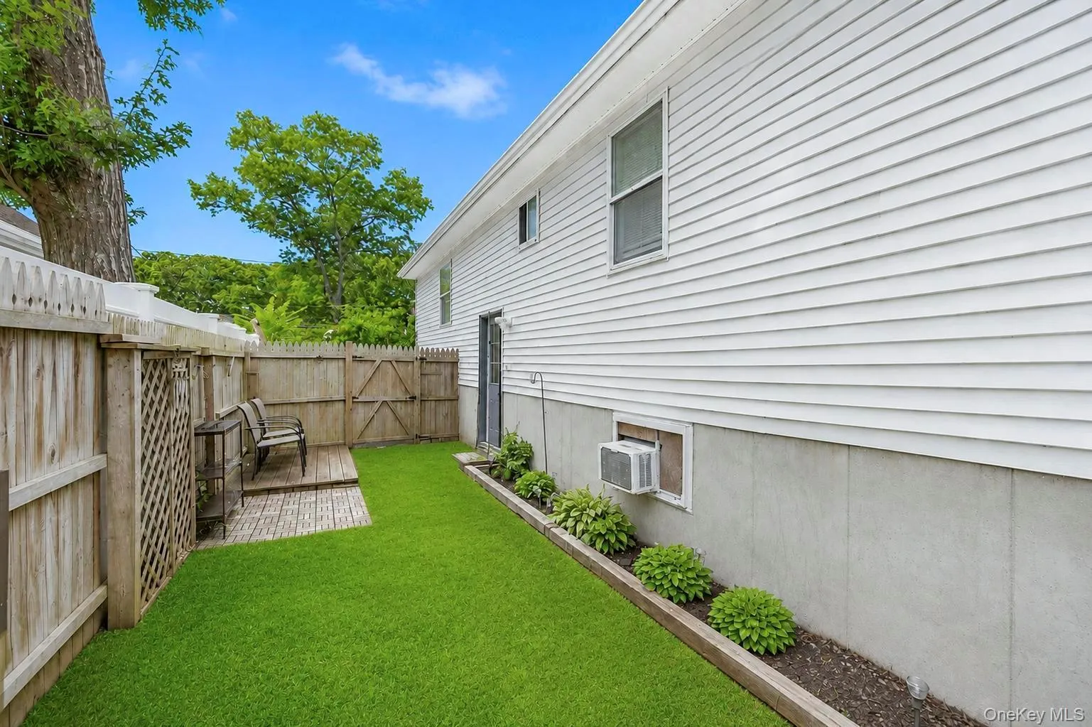 166 Auborn Avenue, Brookhaven, NY, 3 Bedrooms Bedrooms, 5 Rooms Rooms,2 BathroomsBathrooms,Residential,For Rent,Auborn,0,1041175 166 Auborn Avenue, Brookhaven, NY, 3 Bedrooms Bedrooms, 5 Rooms Rooms,2 BathroomsBathrooms,Residential,For Rent,Auborn,0,1041175
