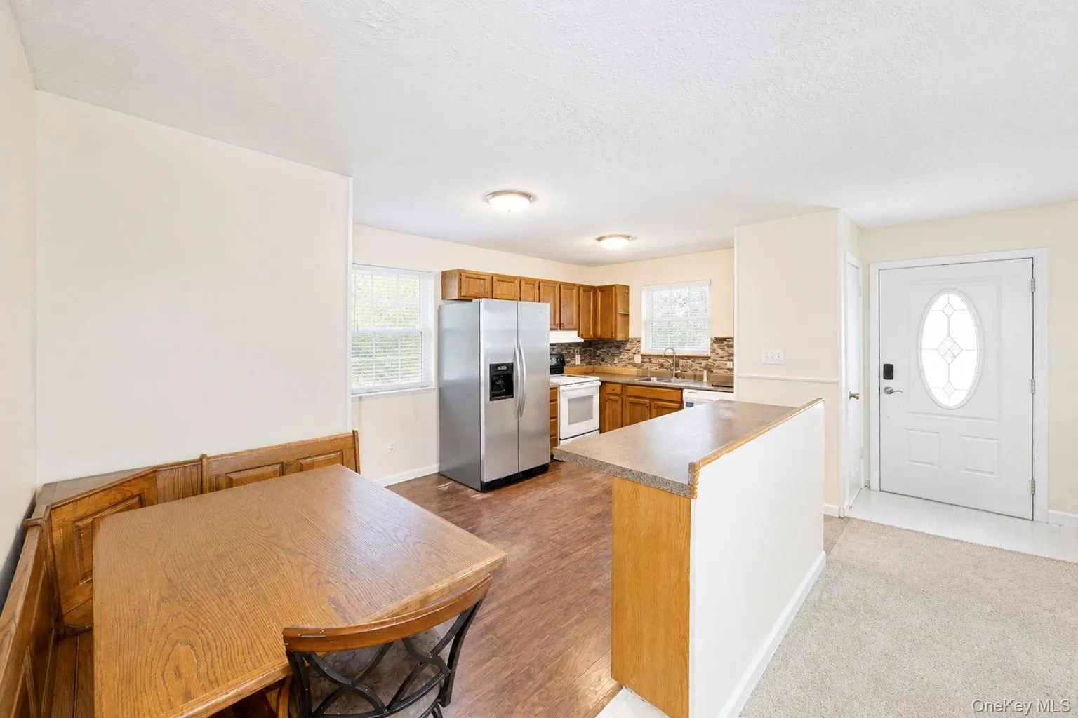 166 Auborn Avenue, Brookhaven, NY, 3 Bedrooms Bedrooms, 5 Rooms Rooms,2 BathroomsBathrooms,Residential,For Rent,Auborn,0,1041175 166 Auborn Avenue, Brookhaven, NY, 3 Bedrooms Bedrooms, 5 Rooms Rooms,2 BathroomsBathrooms,Residential,For Rent,Auborn,0,1041175