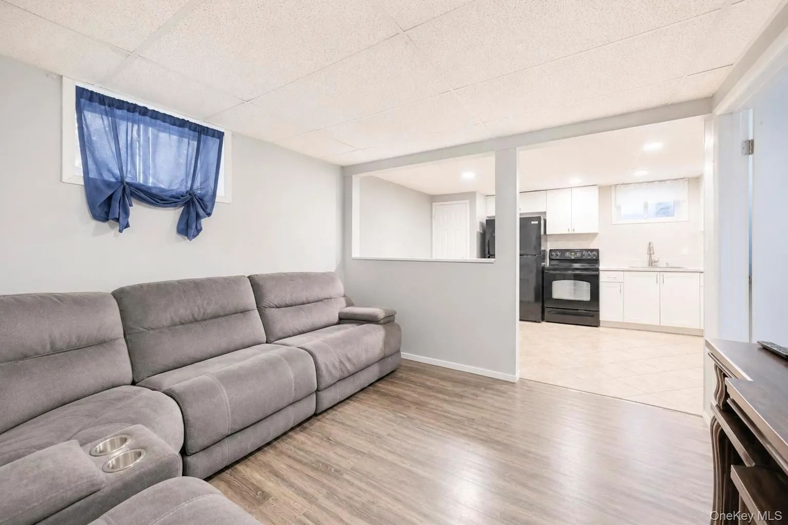166 Auborn Avenue, Brookhaven, NY, 3 Bedrooms Bedrooms, 5 Rooms Rooms,2 BathroomsBathrooms,Residential,For Rent,Auborn,0,1041175 166 Auborn Avenue, Brookhaven, NY, 3 Bedrooms Bedrooms, 5 Rooms Rooms,2 BathroomsBathrooms,Residential,For Rent,Auborn,0,1041175