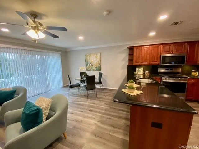 48 Neal, Brookhaven, NY, 1 Bedroom Bedrooms, 4 Rooms Rooms,1 BathroomBathrooms,Residential Lease,For Rent,Neal,0,1041176 48 Neal, Brookhaven, NY, 1 Bedroom Bedrooms, 4 Rooms Rooms,1 BathroomBathrooms,Residential Lease,For Rent,Neal,0,1041176