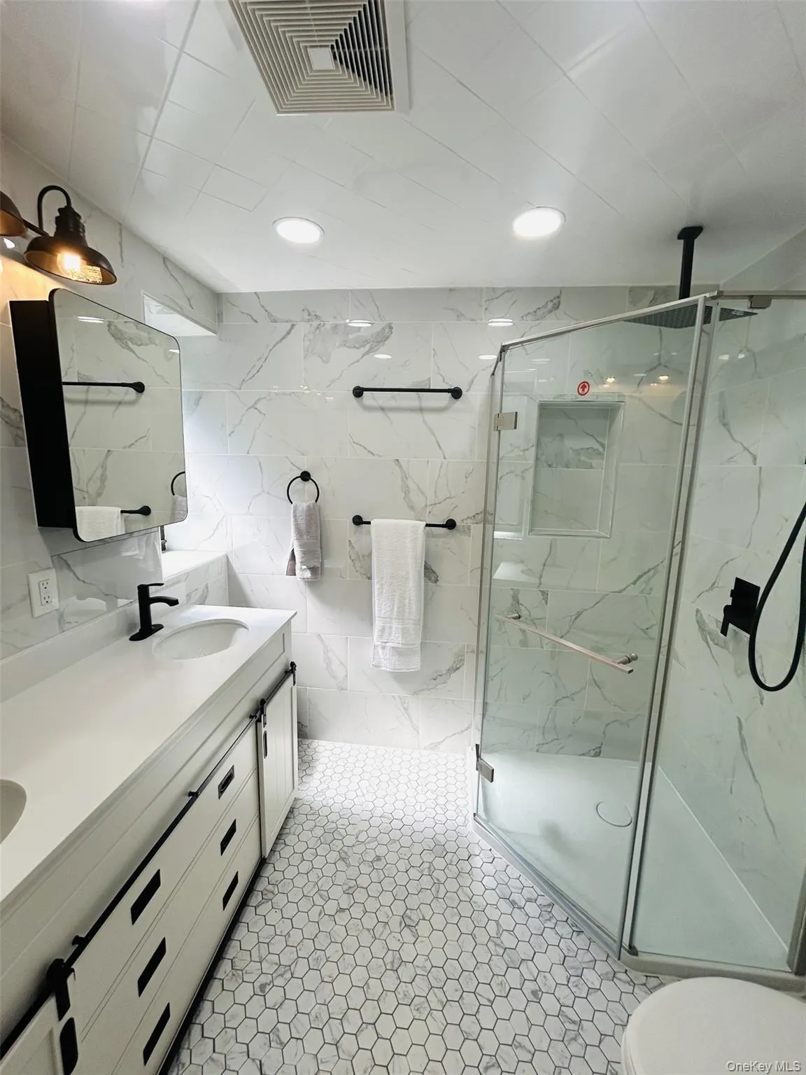 72-11 110 Street, New York, NY, 3 Bedrooms Bedrooms, 6 Rooms Rooms,2 BathroomsBathrooms,Residential,For Rent,110,0,1041179 72-11 110 Street, New York, NY, 3 Bedrooms Bedrooms, 6 Rooms Rooms,2 BathroomsBathrooms,Residential,For Rent,110,0,1041179
