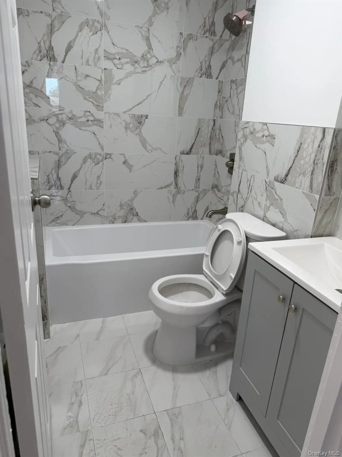 90-28 75 Street, New York, NY, 3 Bedrooms Bedrooms, 5 Rooms Rooms,1 BathroomBathrooms,Residential Lease,For Rent,75 Street,0,1041181 90-28 75 Street, New York, NY, 3 Bedrooms Bedrooms, 5 Rooms Rooms,1 BathroomBathrooms,Residential Lease,For Rent,75 Street,0,1041181