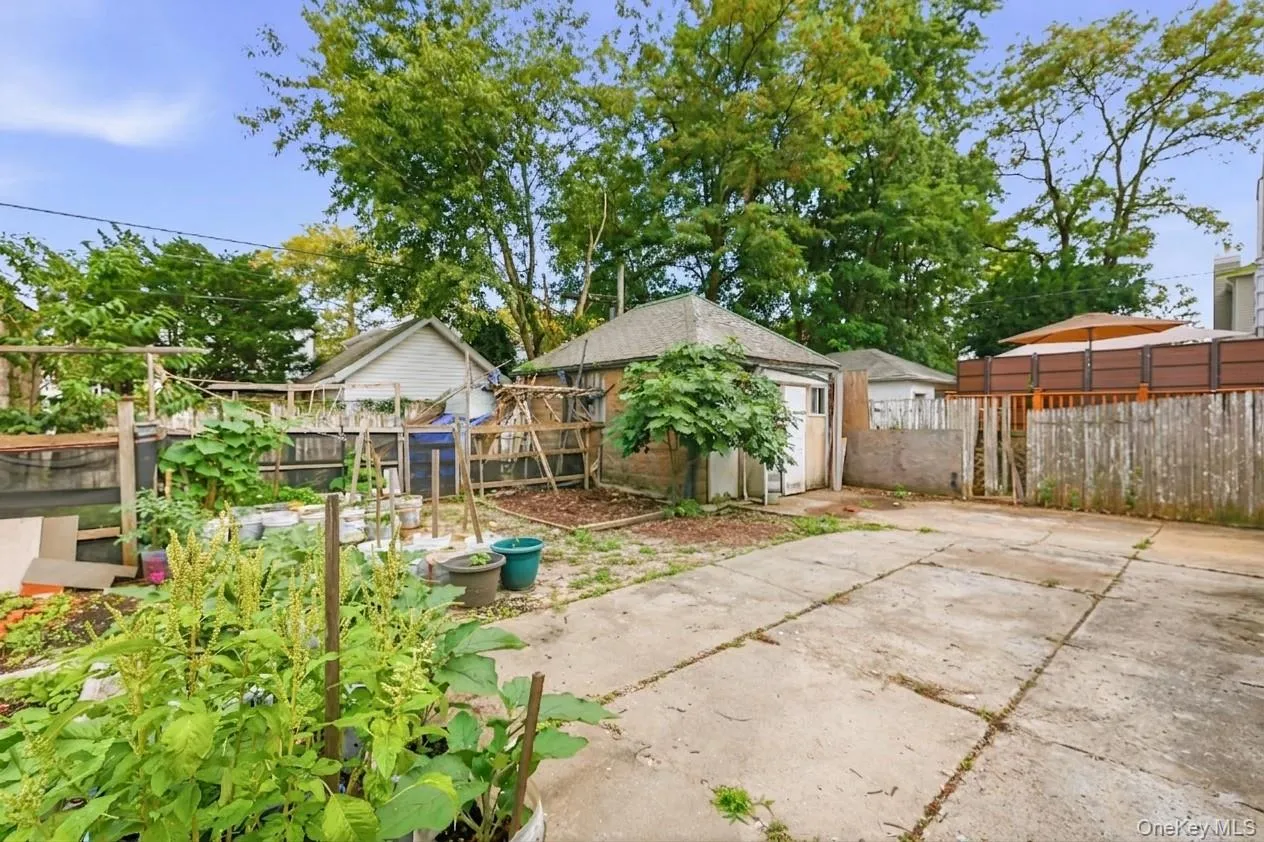 1667 51st Street, New York, NY, 4 Bedrooms Bedrooms, 14 Rooms Rooms,3 BathroomsBathrooms,Residential,For Rent,51st,0,1041182 1667 51st Street, New York, NY, 4 Bedrooms Bedrooms, 14 Rooms Rooms,3 BathroomsBathrooms,Residential,For Rent,51st,0,1041182