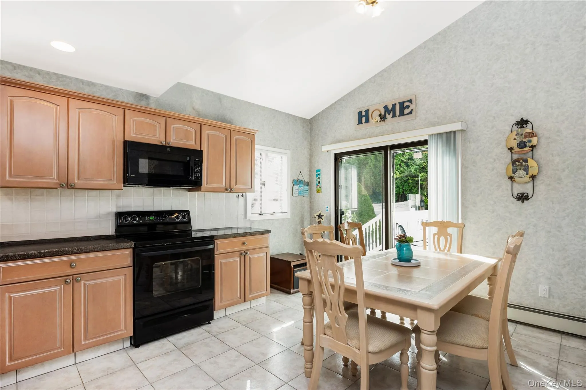 14 Arthur Street, Oyster Bay, NY, 5 Bedrooms Bedrooms, 10 Rooms Rooms,3 BathroomsBathrooms,Residential,For Rent,Arthur,0,1041184 14 Arthur Street, Oyster Bay, NY, 5 Bedrooms Bedrooms, 10 Rooms Rooms,3 BathroomsBathrooms,Residential,For Rent,Arthur,0,1041184