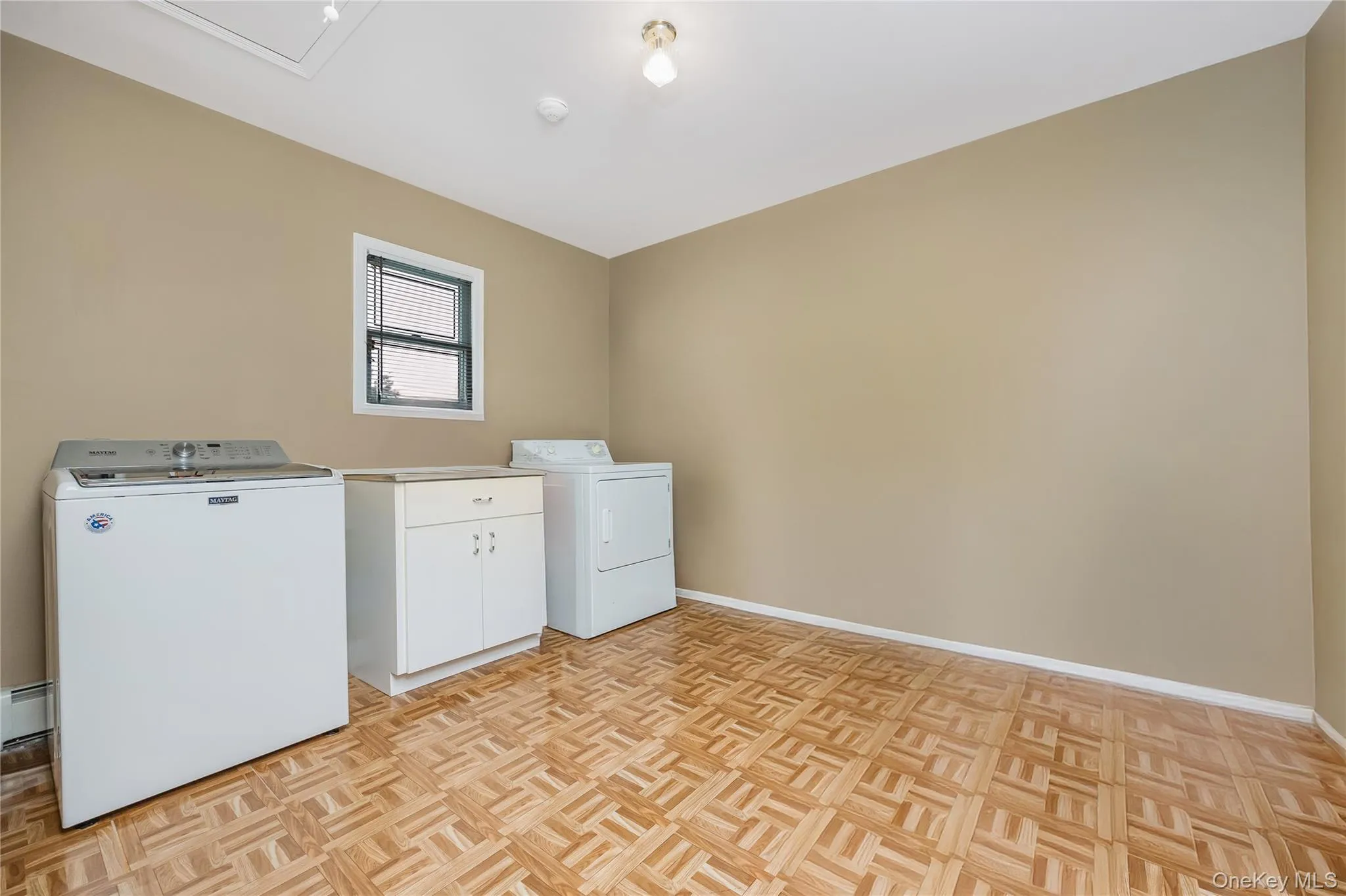 14 Arthur Street, Oyster Bay, NY, 5 Bedrooms Bedrooms, 10 Rooms Rooms,3 BathroomsBathrooms,Residential,For Rent,Arthur,0,1041184 14 Arthur Street, Oyster Bay, NY, 5 Bedrooms Bedrooms, 10 Rooms Rooms,3 BathroomsBathrooms,Residential,For Rent,Arthur,0,1041184
