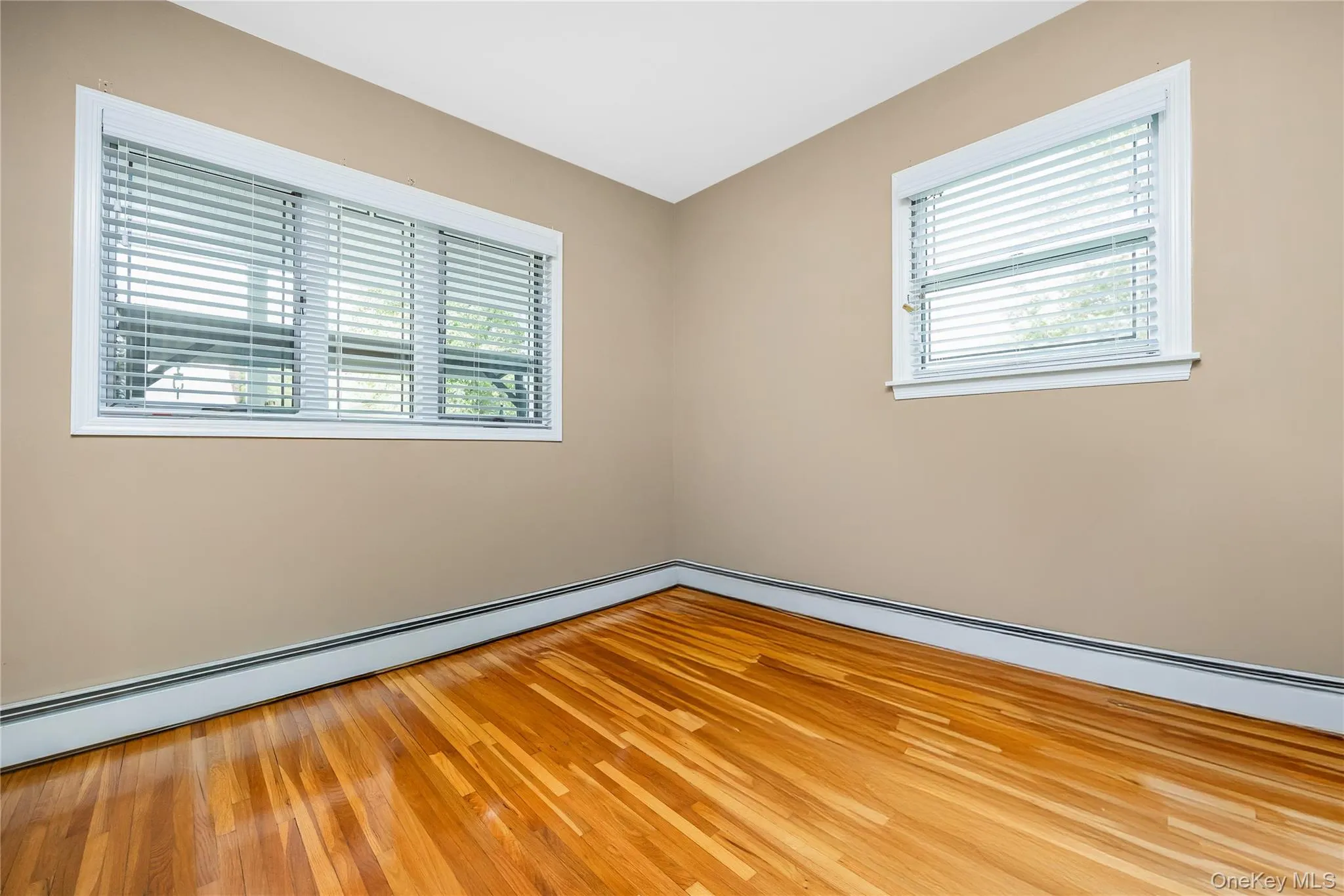 14 Arthur Street, Oyster Bay, NY, 5 Bedrooms Bedrooms, 10 Rooms Rooms,3 BathroomsBathrooms,Residential,For Rent,Arthur,0,1041184 14 Arthur Street, Oyster Bay, NY, 5 Bedrooms Bedrooms, 10 Rooms Rooms,3 BathroomsBathrooms,Residential,For Rent,Arthur,0,1041184
