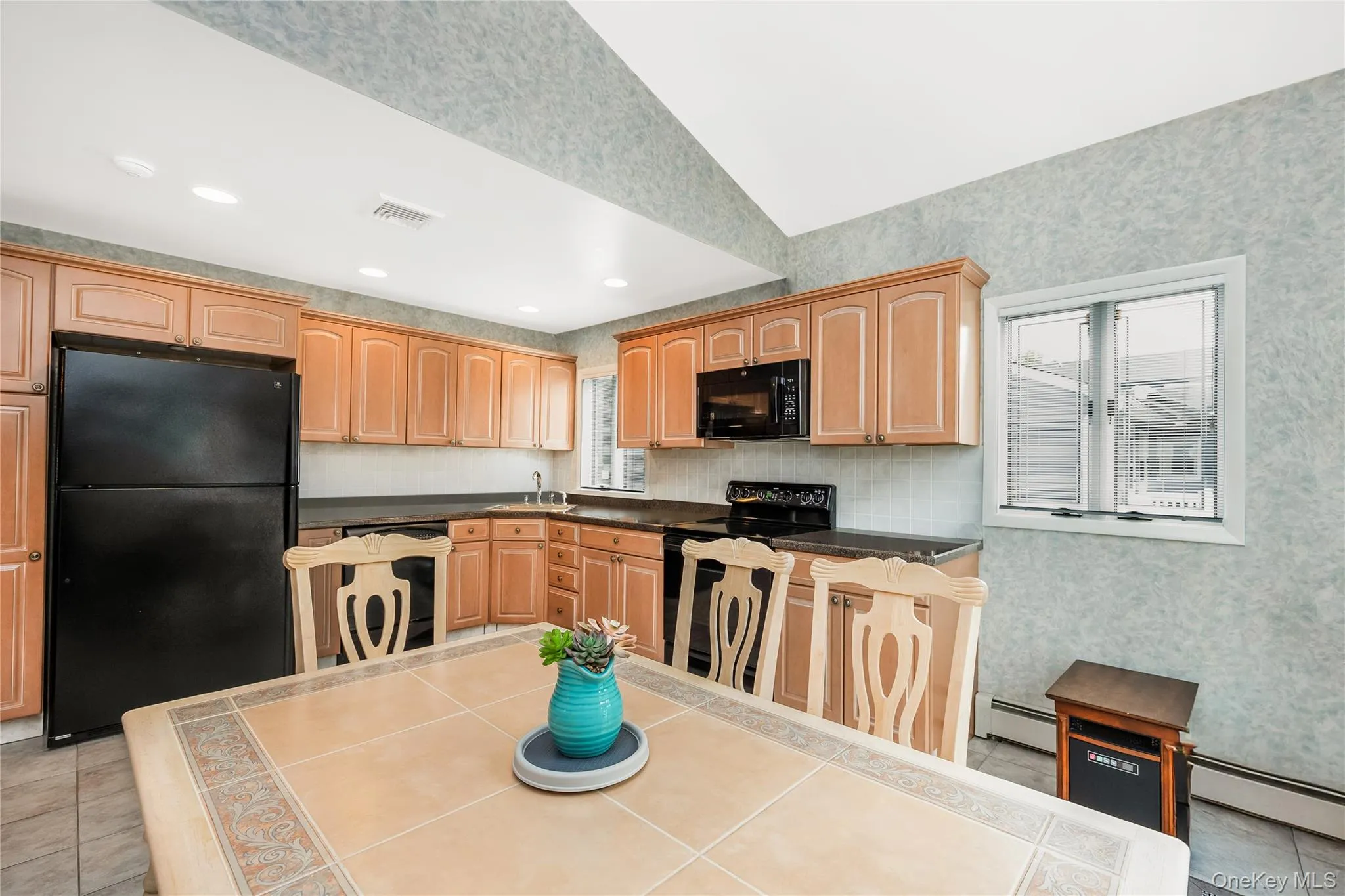 14 Arthur Street, Oyster Bay, NY, 5 Bedrooms Bedrooms, 10 Rooms Rooms,3 BathroomsBathrooms,Residential,For Rent,Arthur,0,1041184 14 Arthur Street, Oyster Bay, NY, 5 Bedrooms Bedrooms, 10 Rooms Rooms,3 BathroomsBathrooms,Residential,For Rent,Arthur,0,1041184
