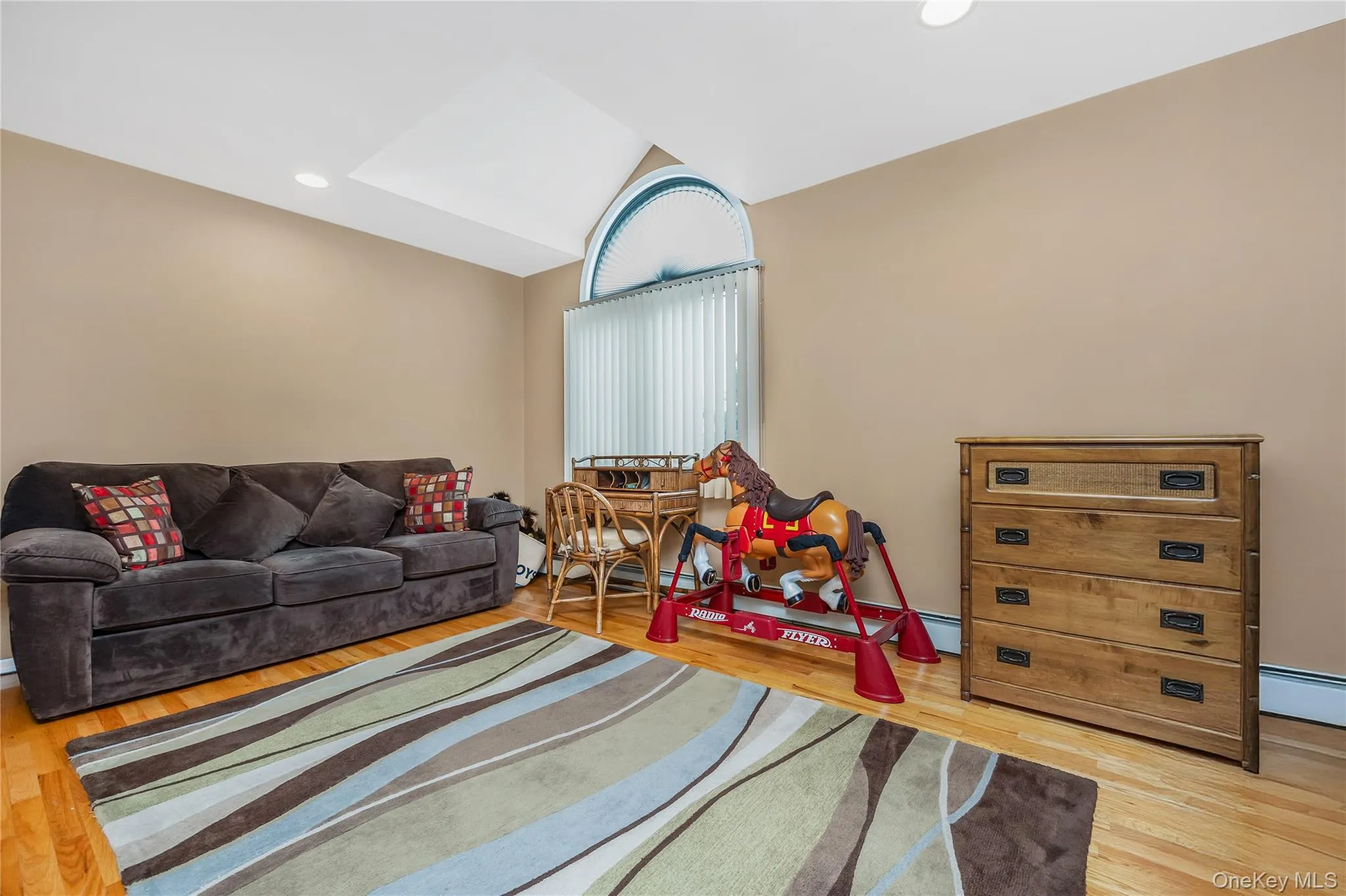 14 Arthur Street, Oyster Bay, NY, 5 Bedrooms Bedrooms, 10 Rooms Rooms,3 BathroomsBathrooms,Residential,For Rent,Arthur,0,1041184 14 Arthur Street, Oyster Bay, NY, 5 Bedrooms Bedrooms, 10 Rooms Rooms,3 BathroomsBathrooms,Residential,For Rent,Arthur,0,1041184