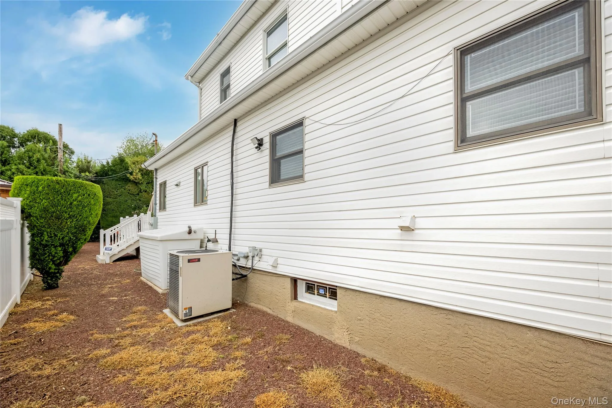 14 Arthur Street, Oyster Bay, NY, 5 Bedrooms Bedrooms, 10 Rooms Rooms,3 BathroomsBathrooms,Residential,For Rent,Arthur,0,1041184 14 Arthur Street, Oyster Bay, NY, 5 Bedrooms Bedrooms, 10 Rooms Rooms,3 BathroomsBathrooms,Residential,For Rent,Arthur,0,1041184