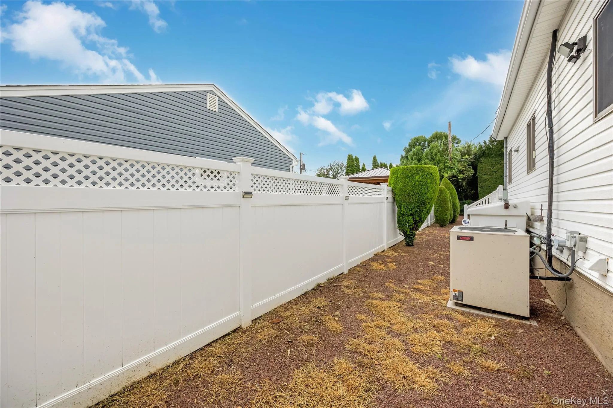 14 Arthur Street, Oyster Bay, NY, 5 Bedrooms Bedrooms, 10 Rooms Rooms,3 BathroomsBathrooms,Residential,For Rent,Arthur,0,1041184 14 Arthur Street, Oyster Bay, NY, 5 Bedrooms Bedrooms, 10 Rooms Rooms,3 BathroomsBathrooms,Residential,For Rent,Arthur,0,1041184