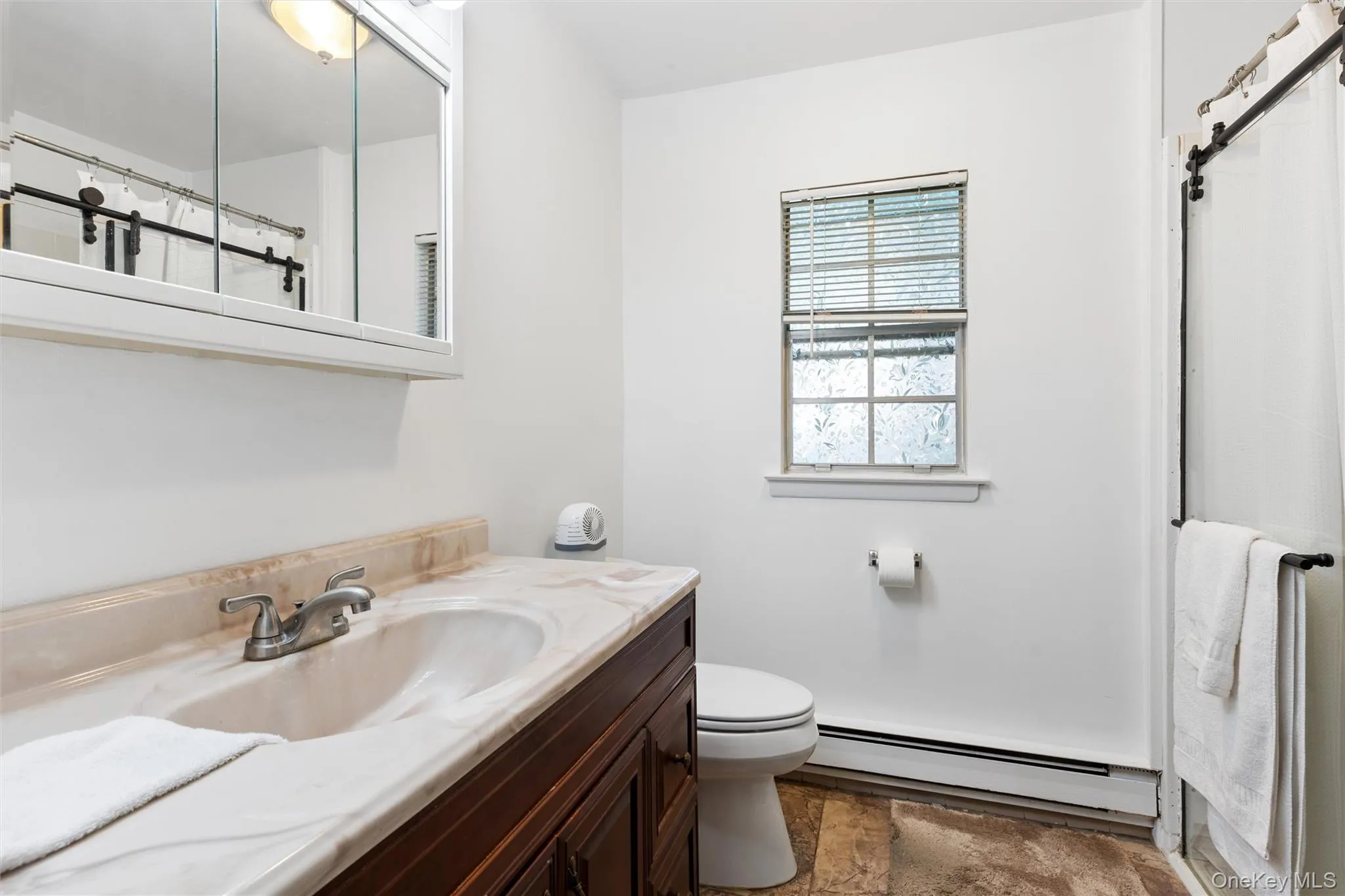 185 Kingston Drive, Brookhaven, NY, 2 Bedrooms Bedrooms, 4 Rooms Rooms,1 BathroomBathrooms,Residential,For Rent,Kingston,0,1041185 185 Kingston Drive, Brookhaven, NY, 2 Bedrooms Bedrooms, 4 Rooms Rooms,1 BathroomBathrooms,Residential,For Rent,Kingston,0,1041185