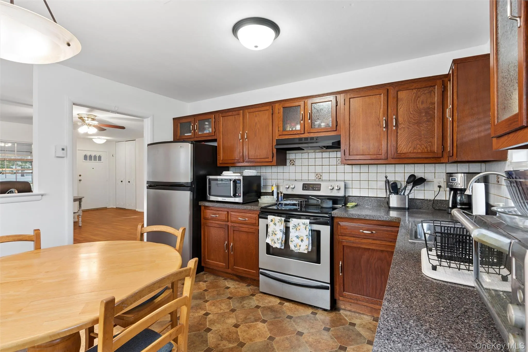 185 Kingston Drive, Brookhaven, NY, 2 Bedrooms Bedrooms, 4 Rooms Rooms,1 BathroomBathrooms,Residential,For Rent,Kingston,0,1041185 185 Kingston Drive, Brookhaven, NY, 2 Bedrooms Bedrooms, 4 Rooms Rooms,1 BathroomBathrooms,Residential,For Rent,Kingston,0,1041185