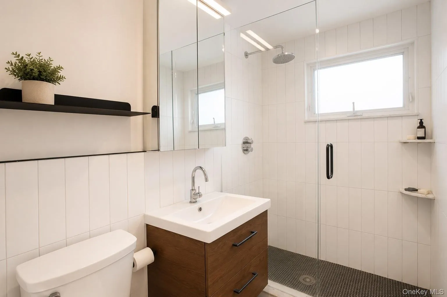 545 Park Avenue, Long Beach, NY, 1 Bedroom Bedrooms, 4 Rooms Rooms,1 BathroomBathrooms,Residential Lease,For Rent,Park,0,1041187 545 Park Avenue, Long Beach, NY, 1 Bedroom Bedrooms, 4 Rooms Rooms,1 BathroomBathrooms,Residential Lease,For Rent,Park,0,1041187