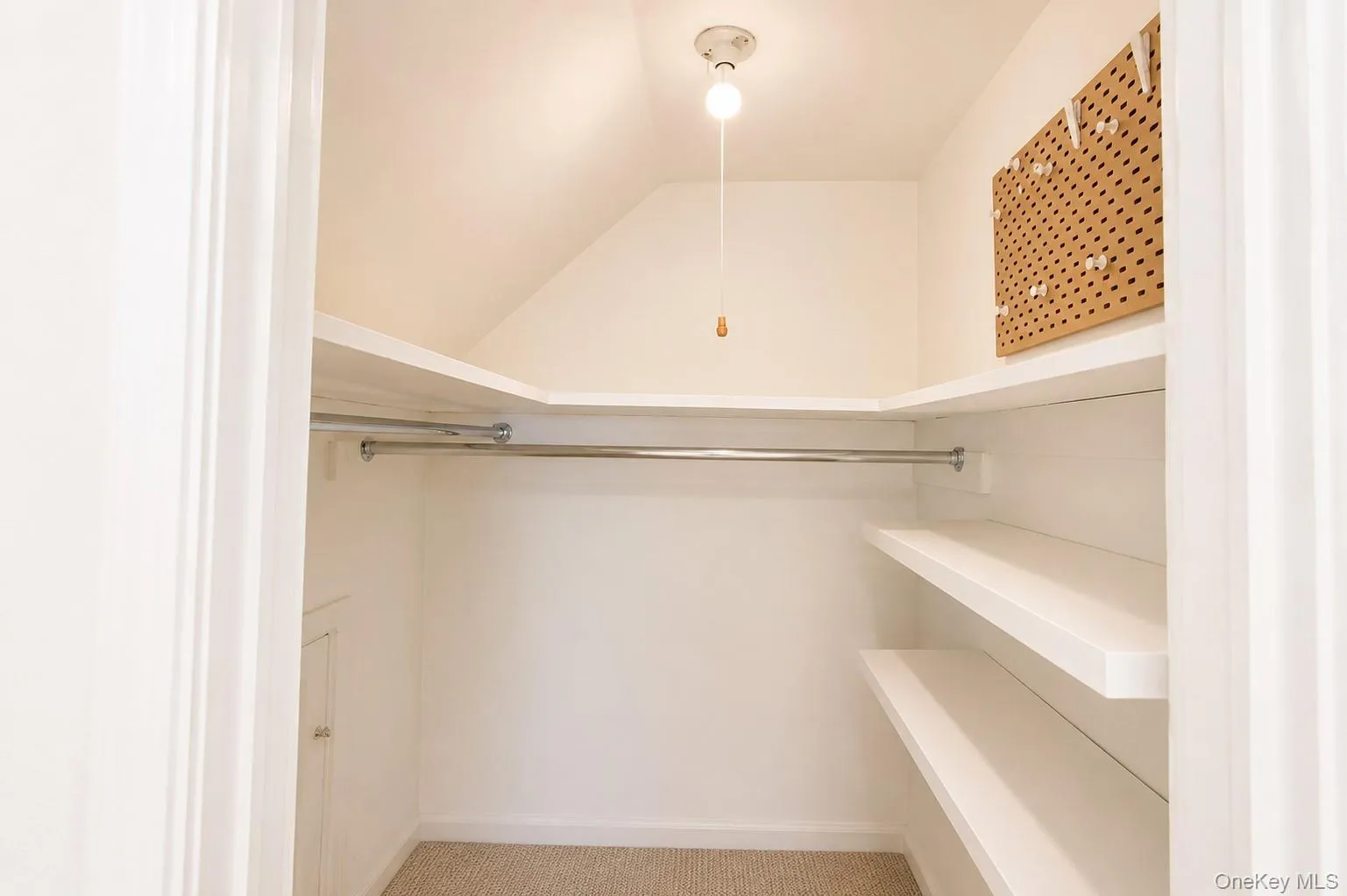 545 Park Avenue, Long Beach, NY, 1 Bedroom Bedrooms, 4 Rooms Rooms,1 BathroomBathrooms,Residential Lease,For Rent,Park,0,1041187 545 Park Avenue, Long Beach, NY, 1 Bedroom Bedrooms, 4 Rooms Rooms,1 BathroomBathrooms,Residential Lease,For Rent,Park,0,1041187