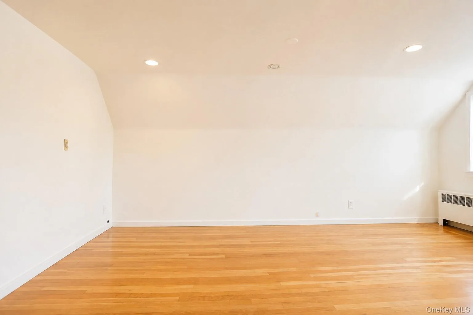 545 Park Avenue, Long Beach, NY, 1 Bedroom Bedrooms, 4 Rooms Rooms,1 BathroomBathrooms,Residential Lease,For Rent,Park,0,1041187 545 Park Avenue, Long Beach, NY, 1 Bedroom Bedrooms, 4 Rooms Rooms,1 BathroomBathrooms,Residential Lease,For Rent,Park,0,1041187