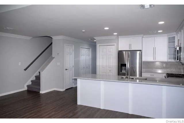 67 Overlook Drive, Brookhaven, NY, 2 Bedrooms Bedrooms, 7 Rooms Rooms,2 BathroomsBathrooms,Residential Lease,For Rent,Overlook,0,1041189 67 Overlook Drive, Brookhaven, NY, 2 Bedrooms Bedrooms, 7 Rooms Rooms,2 BathroomsBathrooms,Residential Lease,For Rent,Overlook,0,1041189