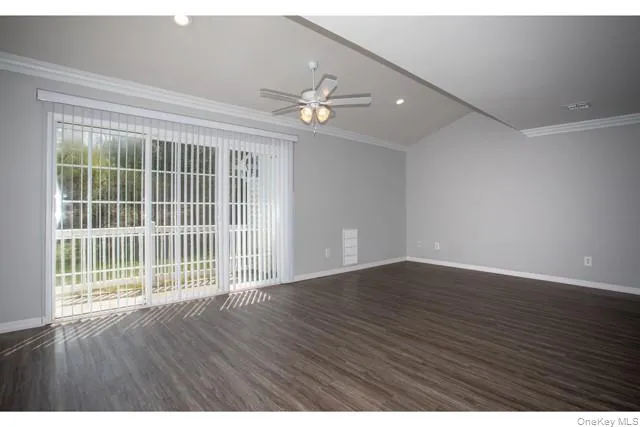 67 Overlook Drive, Brookhaven, NY, 2 Bedrooms Bedrooms, 7 Rooms Rooms,2 BathroomsBathrooms,Residential Lease,For Rent,Overlook,0,1041189 67 Overlook Drive, Brookhaven, NY, 2 Bedrooms Bedrooms, 7 Rooms Rooms,2 BathroomsBathrooms,Residential Lease,For Rent,Overlook,0,1041189
