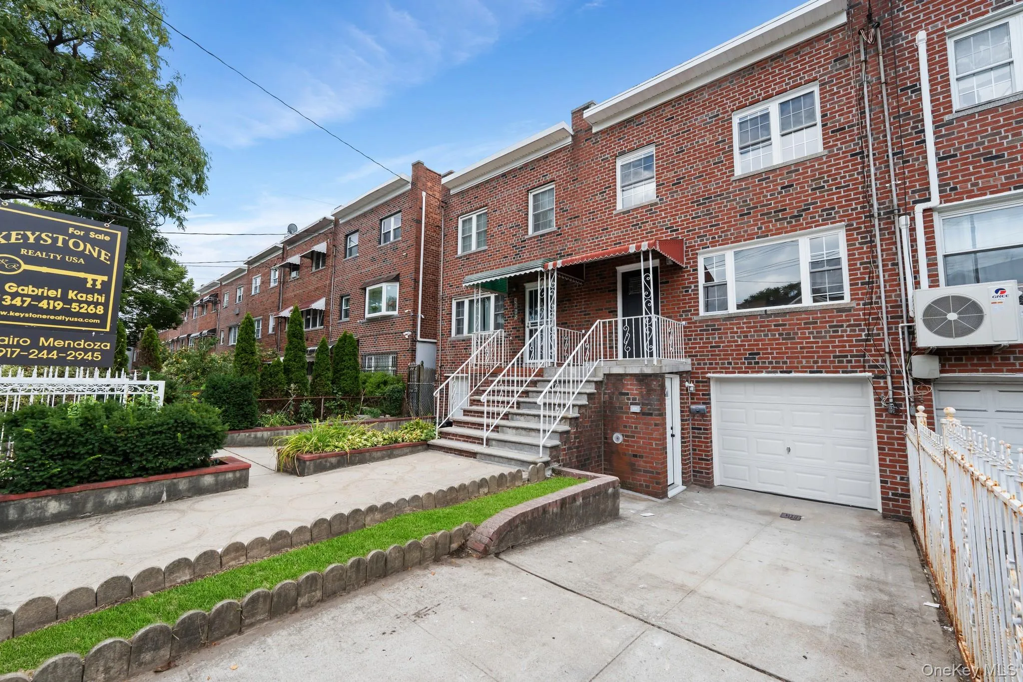 4067 Baychester Avenue, New York, NY, 3 Bedrooms Bedrooms, 12 Rooms Rooms,2 BathroomsBathrooms,Residential,For Rent,Baychester,0,1041194 4067 Baychester Avenue, New York, NY, 3 Bedrooms Bedrooms, 12 Rooms Rooms,2 BathroomsBathrooms,Residential,For Rent,Baychester,0,1041194