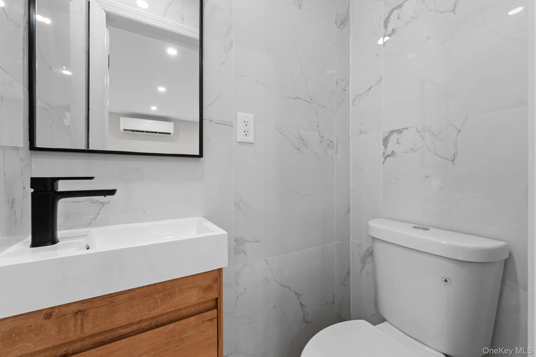 4067 Baychester Avenue, New York, NY, 3 Bedrooms Bedrooms, 12 Rooms Rooms,2 BathroomsBathrooms,Residential,For Rent,Baychester,0,1041194 4067 Baychester Avenue, New York, NY, 3 Bedrooms Bedrooms, 12 Rooms Rooms,2 BathroomsBathrooms,Residential,For Rent,Baychester,0,1041194