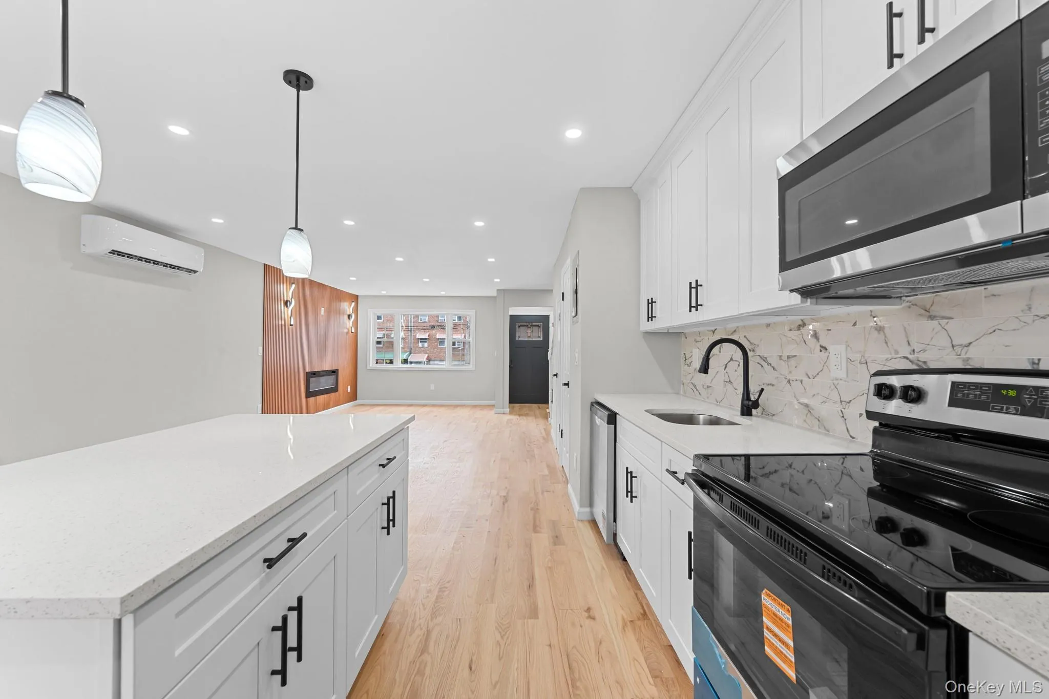 4067 Baychester Avenue, New York, NY, 3 Bedrooms Bedrooms, 12 Rooms Rooms,2 BathroomsBathrooms,Residential,For Rent,Baychester,0,1041194 4067 Baychester Avenue, New York, NY, 3 Bedrooms Bedrooms, 12 Rooms Rooms,2 BathroomsBathrooms,Residential,For Rent,Baychester,0,1041194