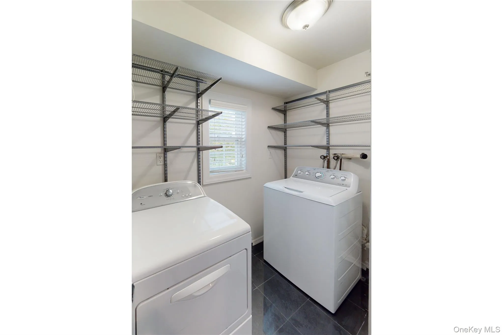 175 Overlook Drive, Brookhaven, NY, 2 Bedrooms Bedrooms, 6 Rooms Rooms,2 BathroomsBathrooms,Residential Lease,For Rent,Overlook,0,1041195 175 Overlook Drive, Brookhaven, NY, 2 Bedrooms Bedrooms, 6 Rooms Rooms,2 BathroomsBathrooms,Residential Lease,For Rent,Overlook,0,1041195