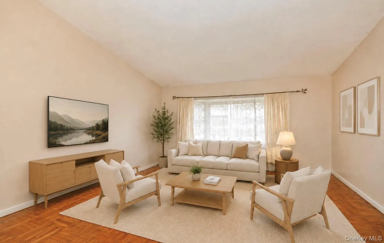 20 Sprucetree Lane, Huntington, NY, 3 Bedrooms Bedrooms, 5 Rooms Rooms,1 BathroomBathrooms,Residential,For Rent,Sprucetree,0,1041196 20 Sprucetree Lane, Huntington, NY, 3 Bedrooms Bedrooms, 5 Rooms Rooms,1 BathroomBathrooms,Residential,For Rent,Sprucetree,0,1041196