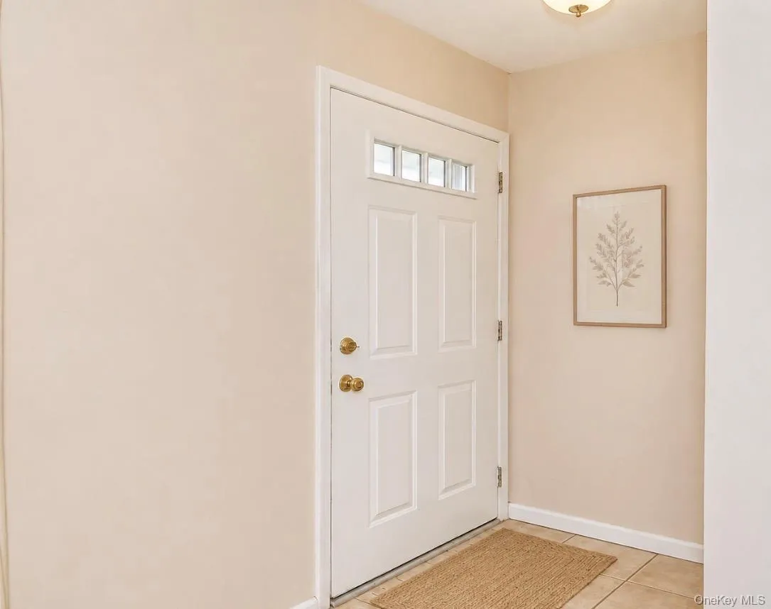 20 Sprucetree Lane, Huntington, NY, 3 Bedrooms Bedrooms, 5 Rooms Rooms,1 BathroomBathrooms,Residential,For Rent,Sprucetree,0,1041196 20 Sprucetree Lane, Huntington, NY, 3 Bedrooms Bedrooms, 5 Rooms Rooms,1 BathroomBathrooms,Residential,For Rent,Sprucetree,0,1041196