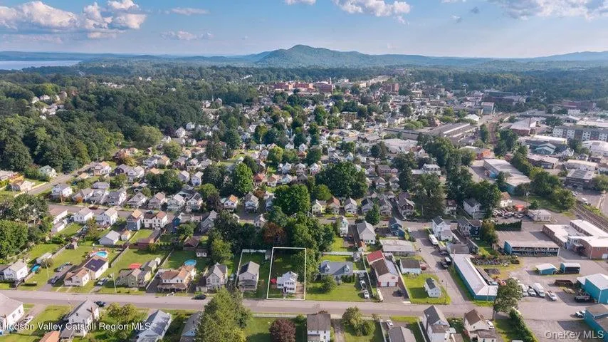 56 Emerick Street, Kingston, NY, 3 Bedrooms Bedrooms, 6 Rooms Rooms,1 BathroomBathrooms,Residential,For Rent,Emerick,0,1041203 56 Emerick Street, Kingston, NY, 3 Bedrooms Bedrooms, 6 Rooms Rooms,1 BathroomBathrooms,Residential,For Rent,Emerick,0,1041203