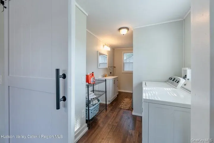 56 Emerick Street, Kingston, NY, 3 Bedrooms Bedrooms, 6 Rooms Rooms,1 BathroomBathrooms,Residential,For Rent,Emerick,0,1041203 56 Emerick Street, Kingston, NY, 3 Bedrooms Bedrooms, 6 Rooms Rooms,1 BathroomBathrooms,Residential,For Rent,Emerick,0,1041203