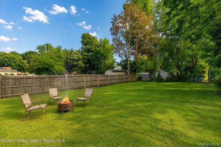 56 Emerick Street, Kingston, NY, 3 Bedrooms Bedrooms, 6 Rooms Rooms,1 BathroomBathrooms,Residential,For Rent,Emerick,0,1041203 56 Emerick Street, Kingston, NY, 3 Bedrooms Bedrooms, 6 Rooms Rooms,1 BathroomBathrooms,Residential,For Rent,Emerick,0,1041203