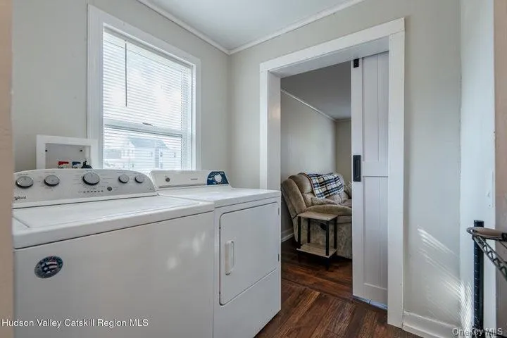 56 Emerick Street, Kingston, NY, 3 Bedrooms Bedrooms, 6 Rooms Rooms,1 BathroomBathrooms,Residential,For Rent,Emerick,0,1041203 56 Emerick Street, Kingston, NY, 3 Bedrooms Bedrooms, 6 Rooms Rooms,1 BathroomBathrooms,Residential,For Rent,Emerick,0,1041203