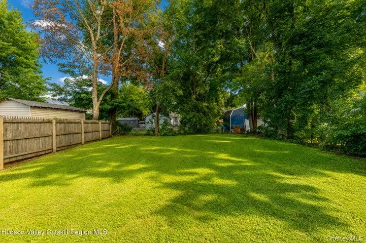 56 Emerick Street, Kingston, NY, 3 Bedrooms Bedrooms, 6 Rooms Rooms,1 BathroomBathrooms,Residential,For Rent,Emerick,0,1041203 56 Emerick Street, Kingston, NY, 3 Bedrooms Bedrooms, 6 Rooms Rooms,1 BathroomBathrooms,Residential,For Rent,Emerick,0,1041203