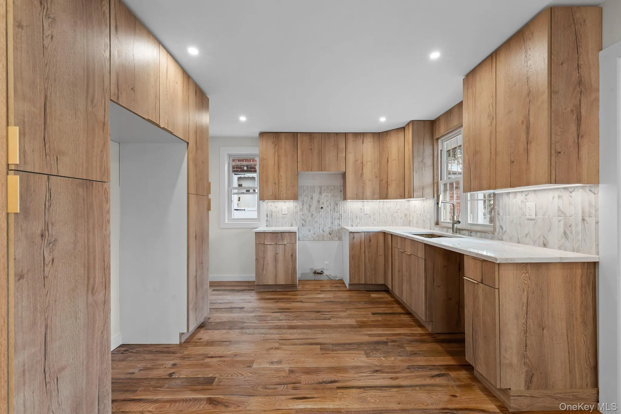 18704 Williamson Avenue, New York, NY, 4 Bedrooms Bedrooms, 12 Rooms Rooms,3 BathroomsBathrooms,Residential,For Rent,Williamson,0,1041205 18704 Williamson Avenue, New York, NY, 4 Bedrooms Bedrooms, 12 Rooms Rooms,3 BathroomsBathrooms,Residential,For Rent,Williamson,0,1041205