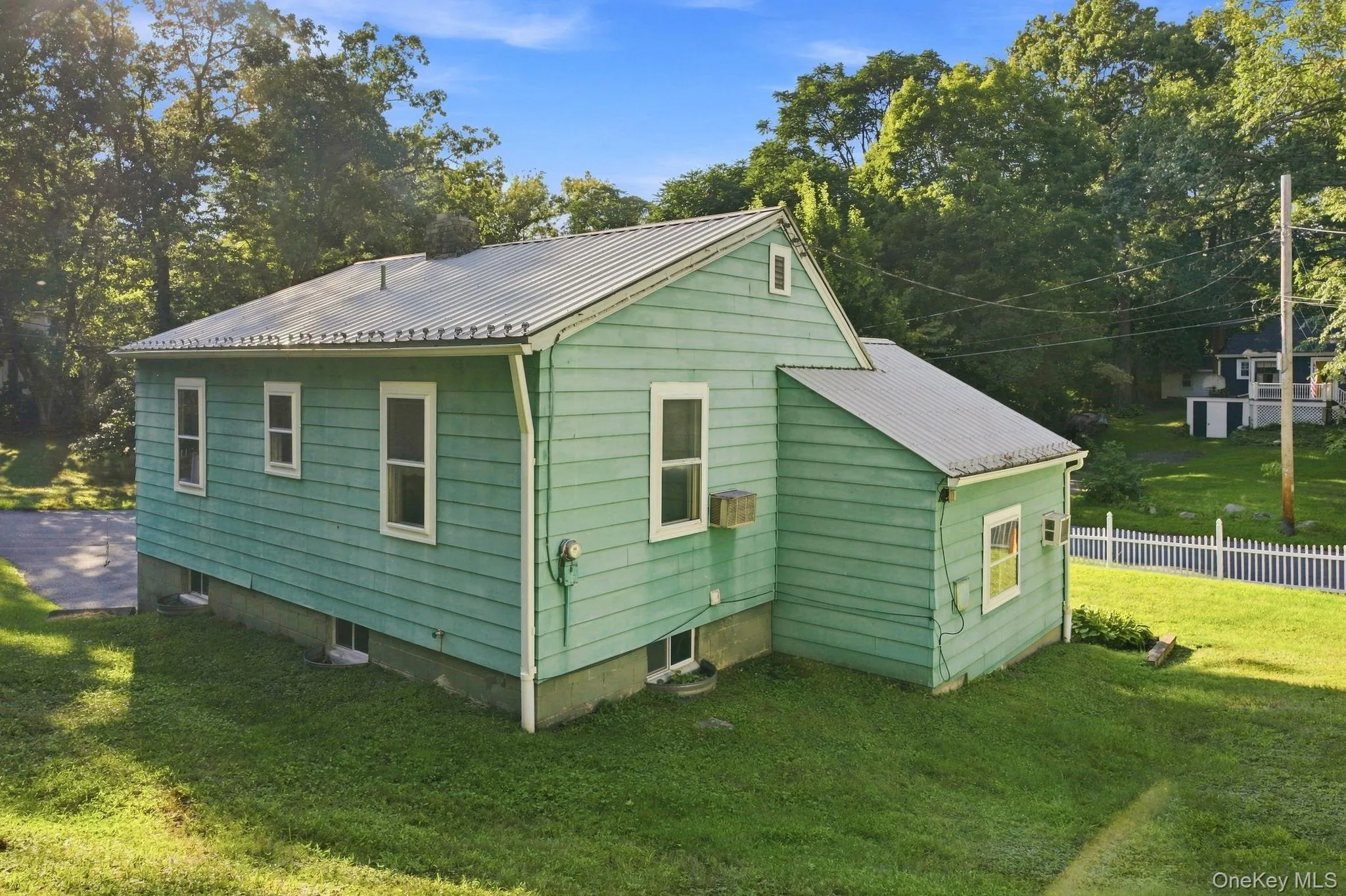 10 Birchwood Terrace, Hyde Park, NY, 2 Bedrooms Bedrooms, 6 Rooms Rooms,1 BathroomBathrooms,Residential,For Rent,Birchwood,0,1041207 10 Birchwood Terrace, Hyde Park, NY, 2 Bedrooms Bedrooms, 6 Rooms Rooms,1 BathroomBathrooms,Residential,For Rent,Birchwood,0,1041207