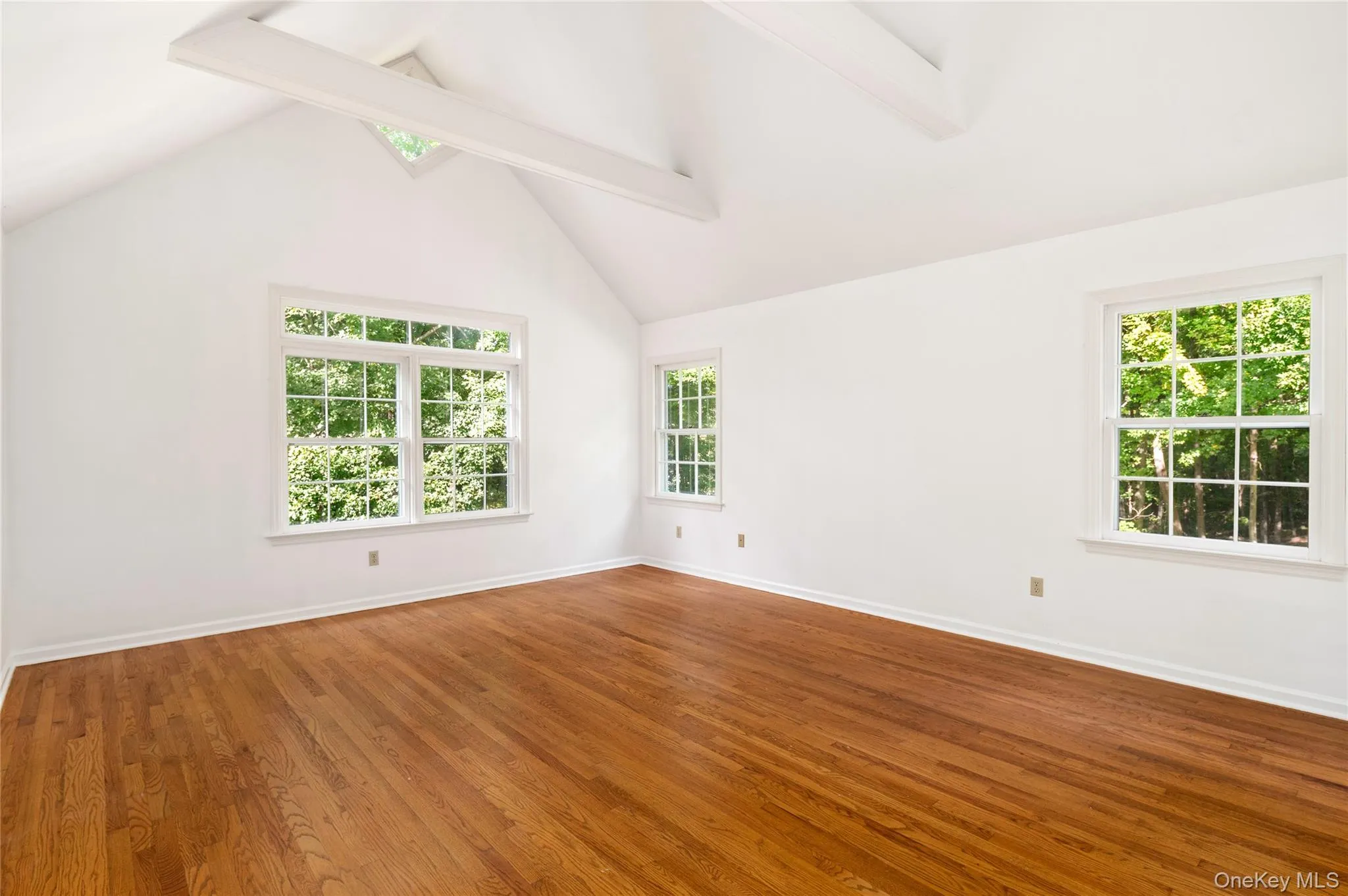 Showing vaulted ceiling and beams Showing vaulted ceiling and beams