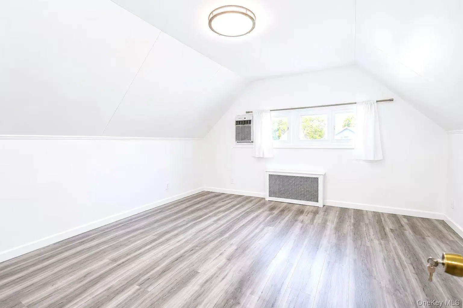 31 Sunrise Lane, Hempstead, NY, 5 Bedrooms Bedrooms, 8 Rooms Rooms,2 BathroomsBathrooms,Residential,For Rent,Sunrise,0,1041209 31 Sunrise Lane, Hempstead, NY, 5 Bedrooms Bedrooms, 8 Rooms Rooms,2 BathroomsBathrooms,Residential,For Rent,Sunrise,0,1041209
