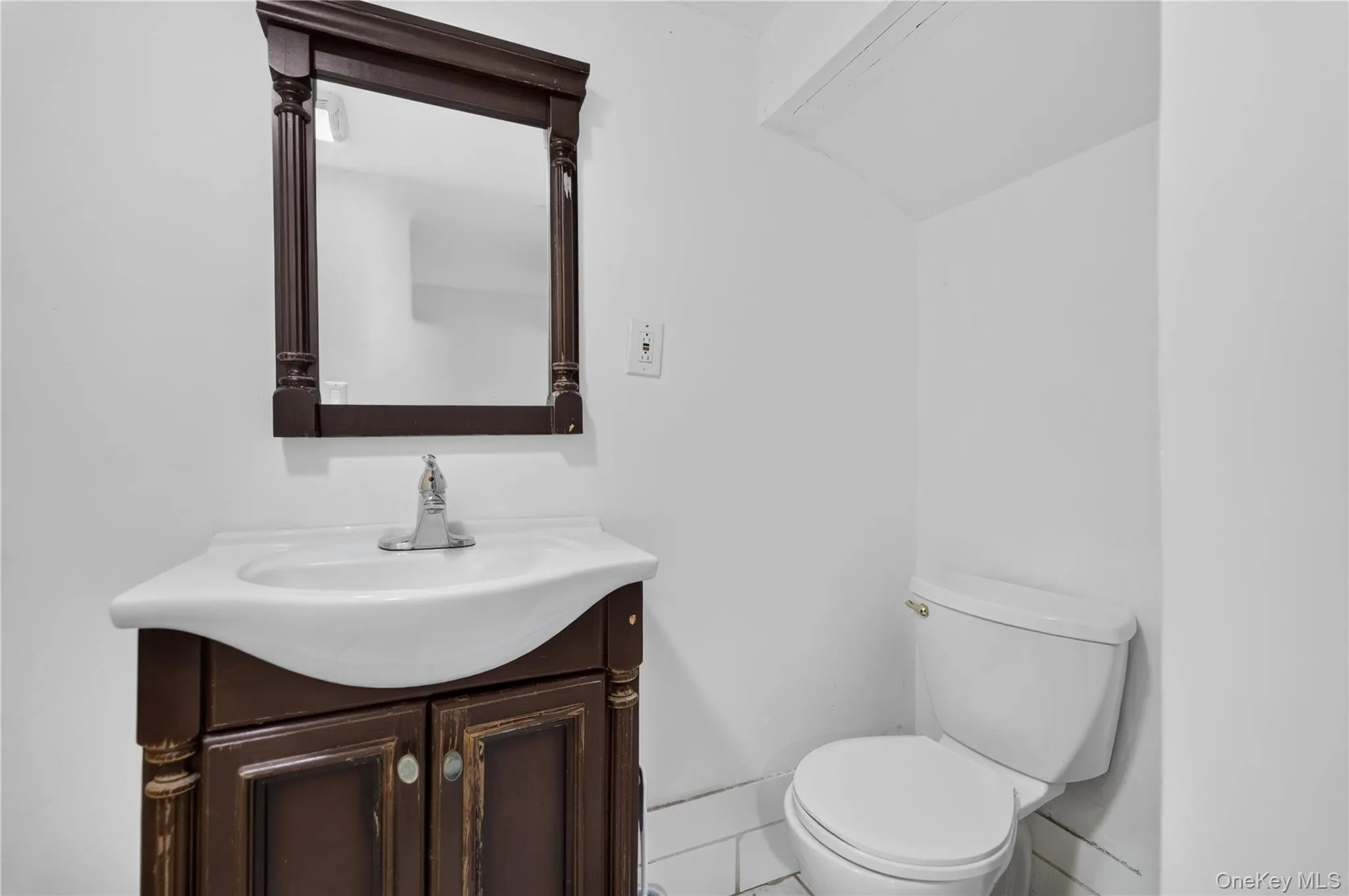 139 Smith Street, Babylon, NY, 6 Bedrooms Bedrooms, 16 Rooms Rooms,3 BathroomsBathrooms,Residential,For Rent,Smith,0,1041214 139 Smith Street, Babylon, NY, 6 Bedrooms Bedrooms, 16 Rooms Rooms,3 BathroomsBathrooms,Residential,For Rent,Smith,0,1041214
